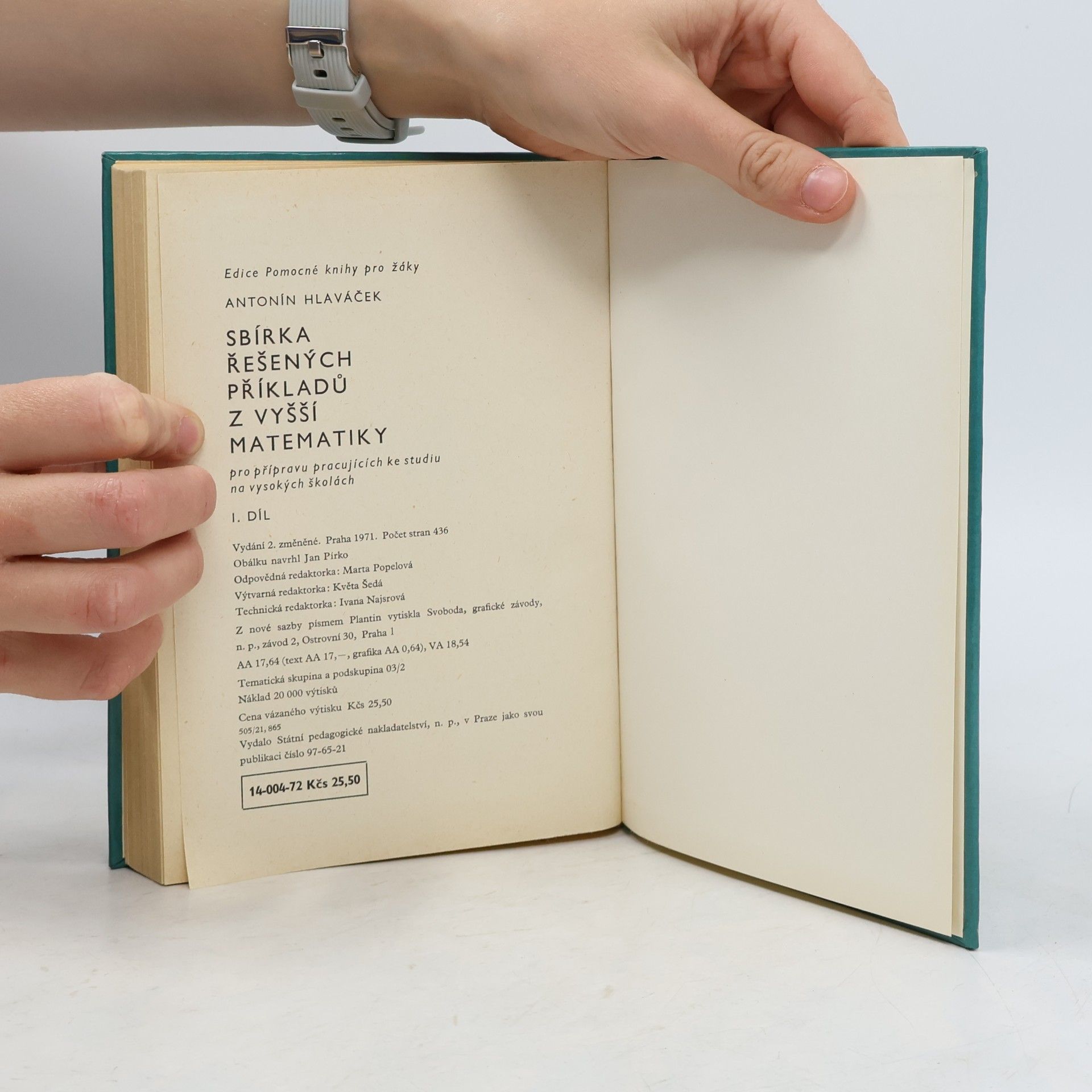 Antonín Hlaváček Sbírka řešených příkladů z vyšší matematiky I