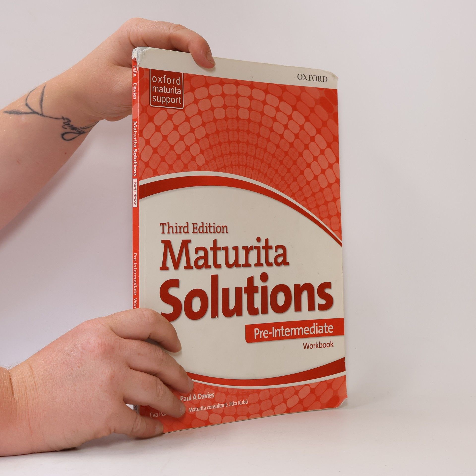 Maturita Solutions: Pre-Intermediate. Workbook