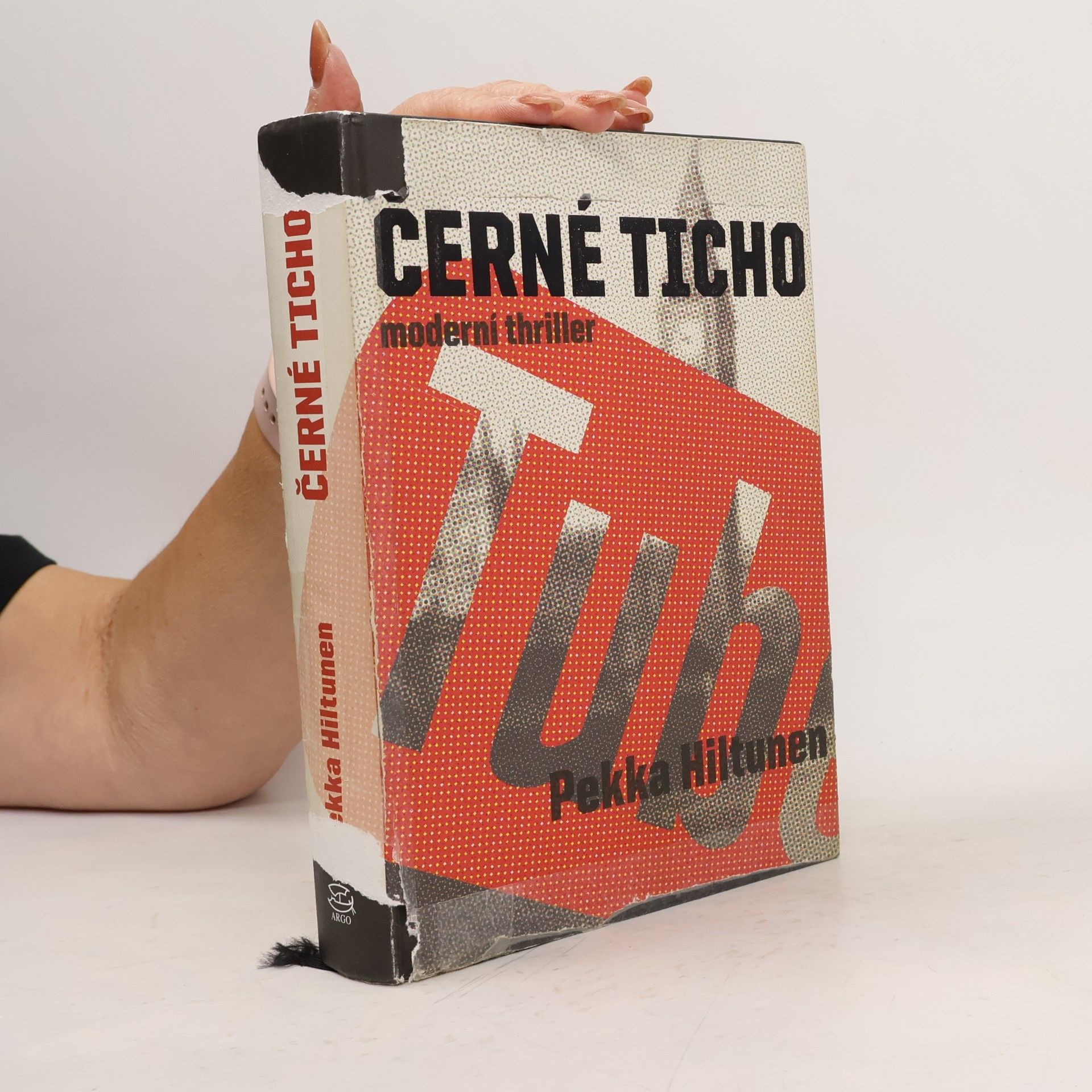 Pekka Hiltunen Černé ticho