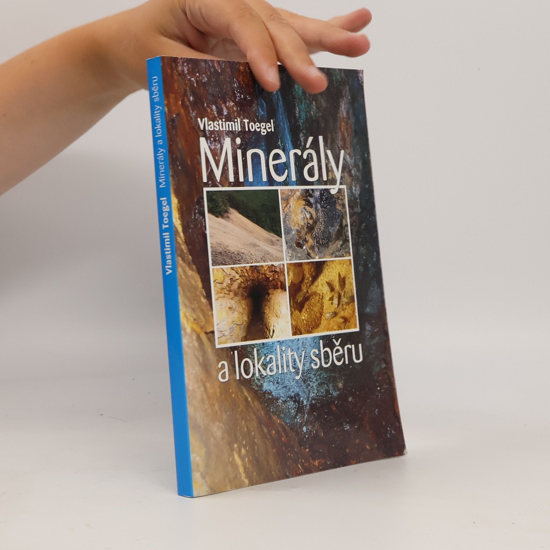 Minerály