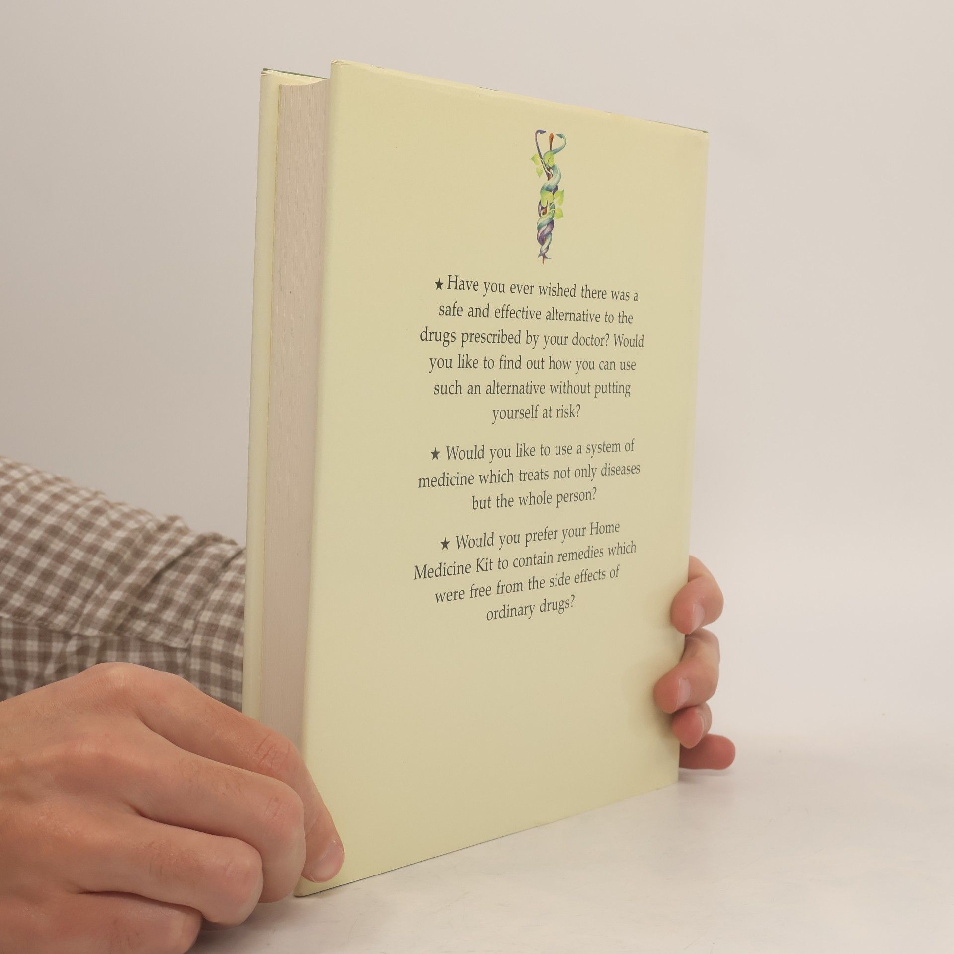 Andrew Lockie The Family Guide to Homeopathy