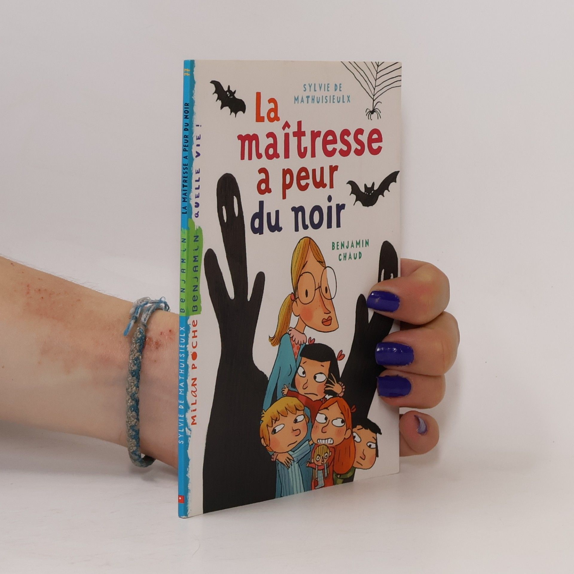 La maîtresse a peur du noir