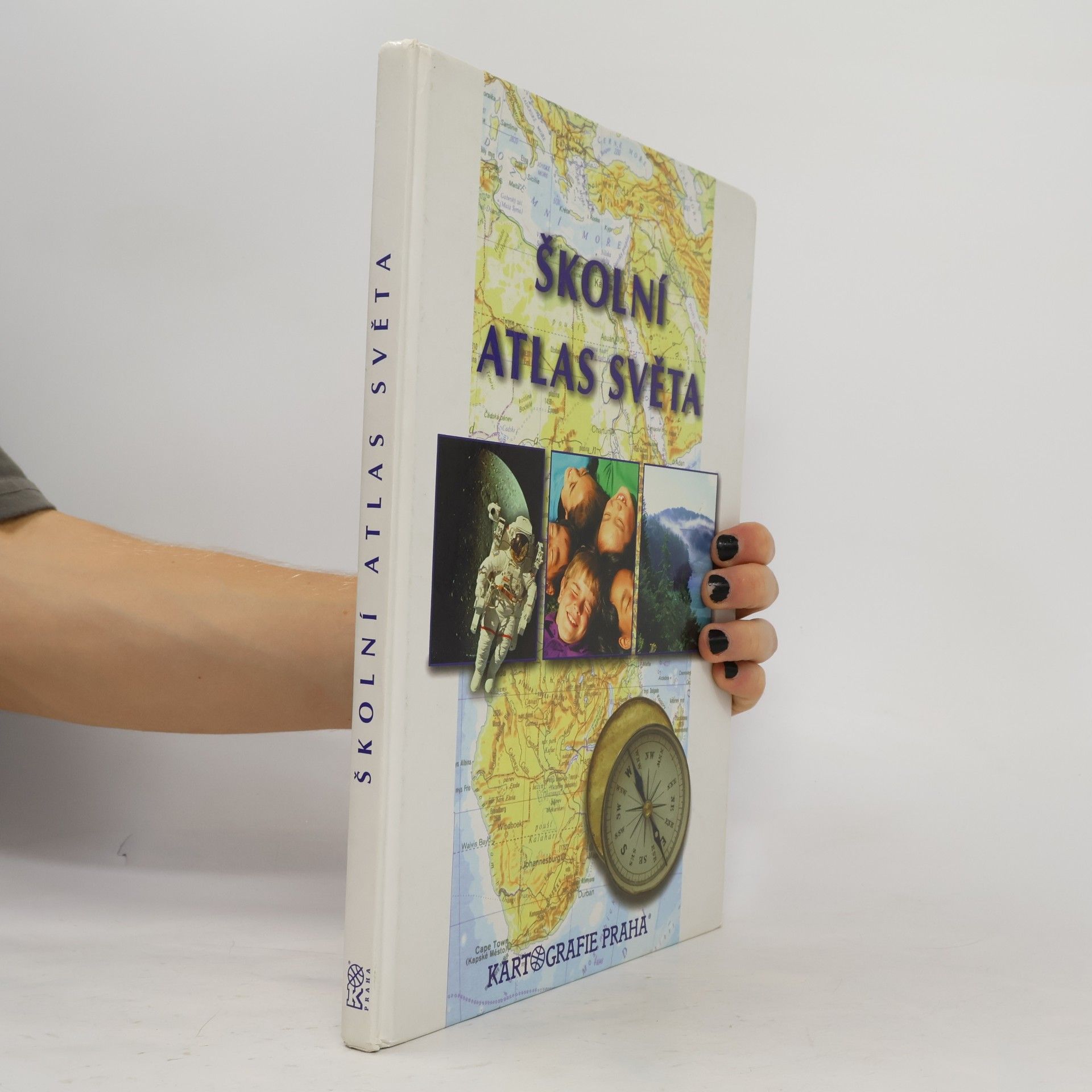 Věra Dobrovolná Školní atlas světa