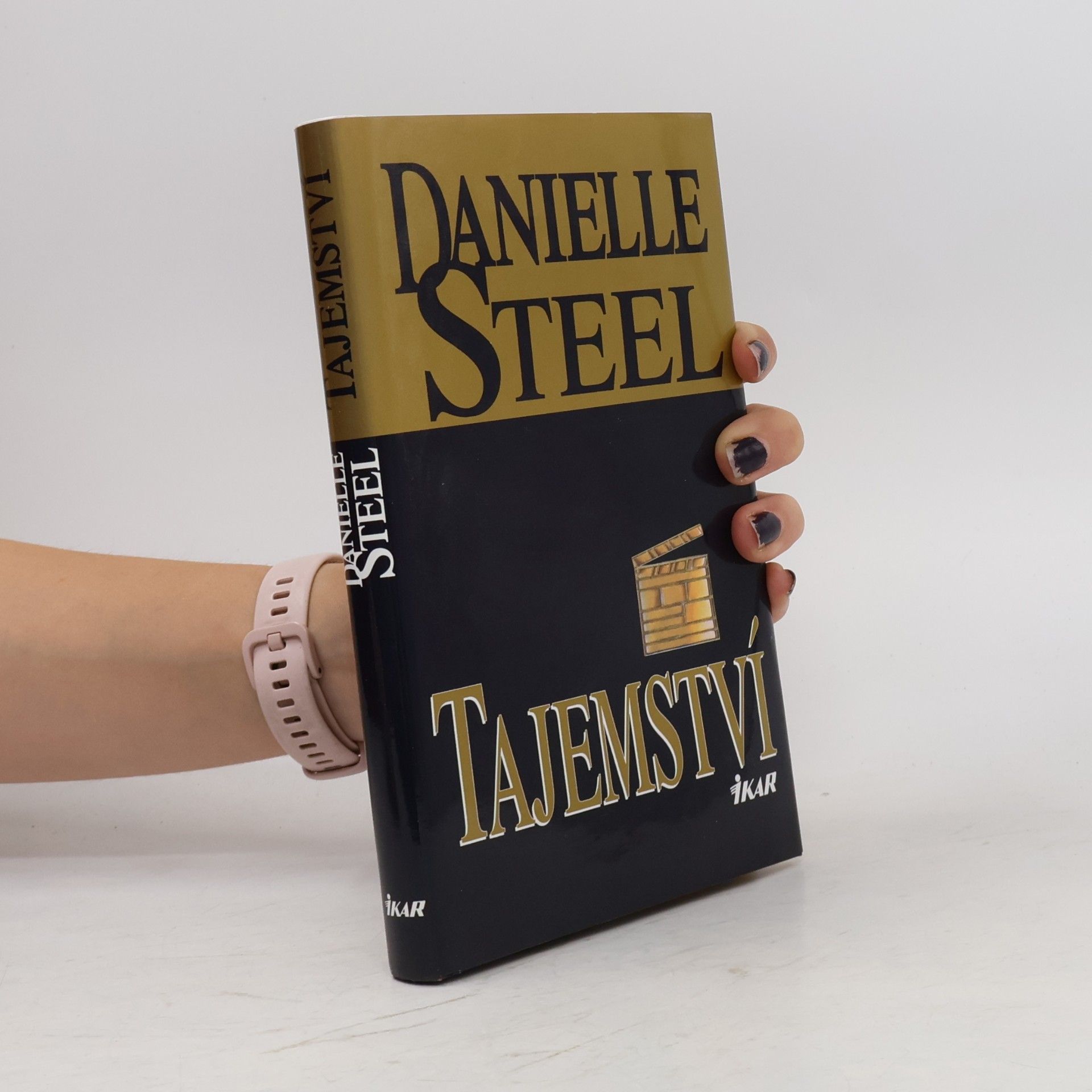 Danielle Steel Tajemství