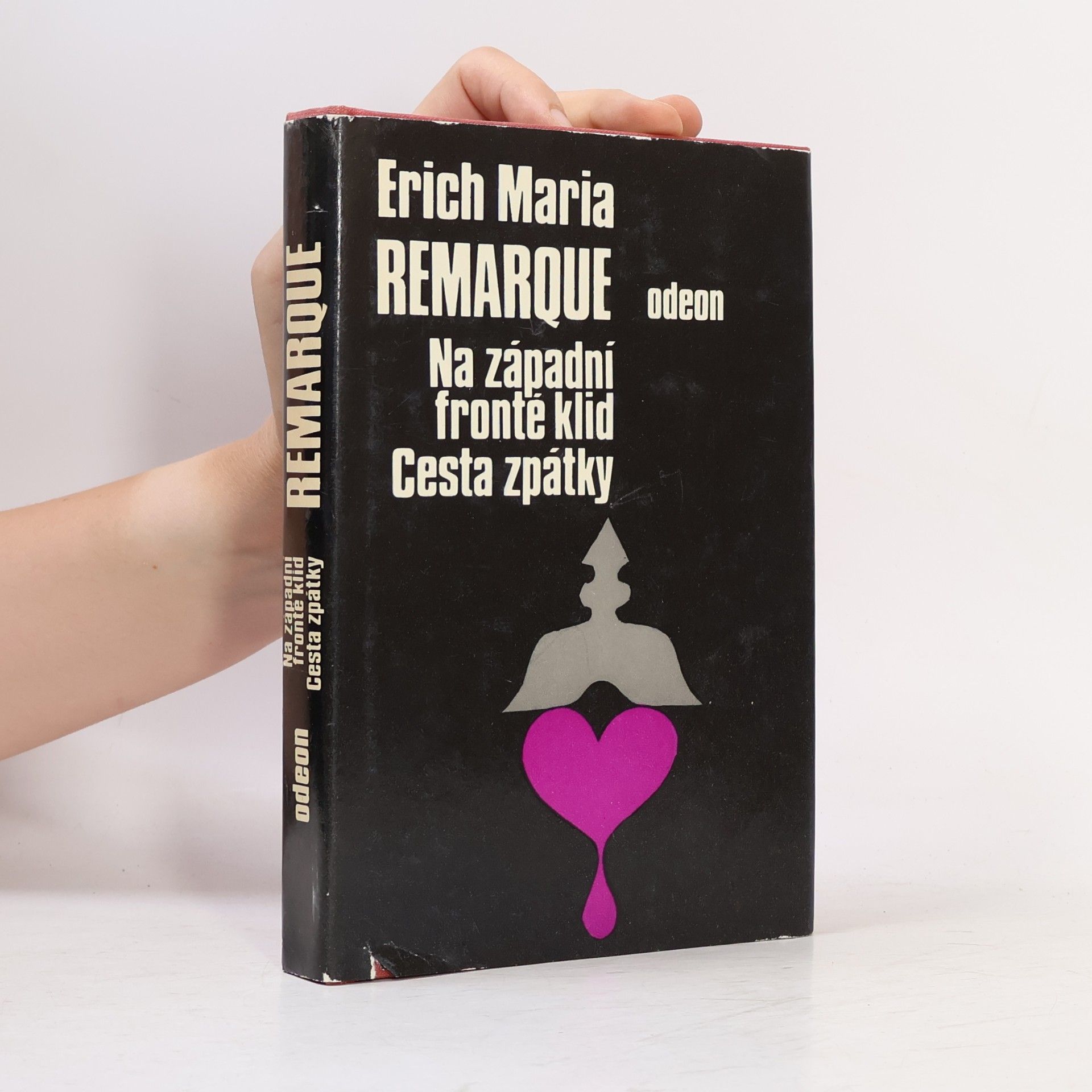 Erich Maria Remarque Na západní frontě klid. Cesta zpátky