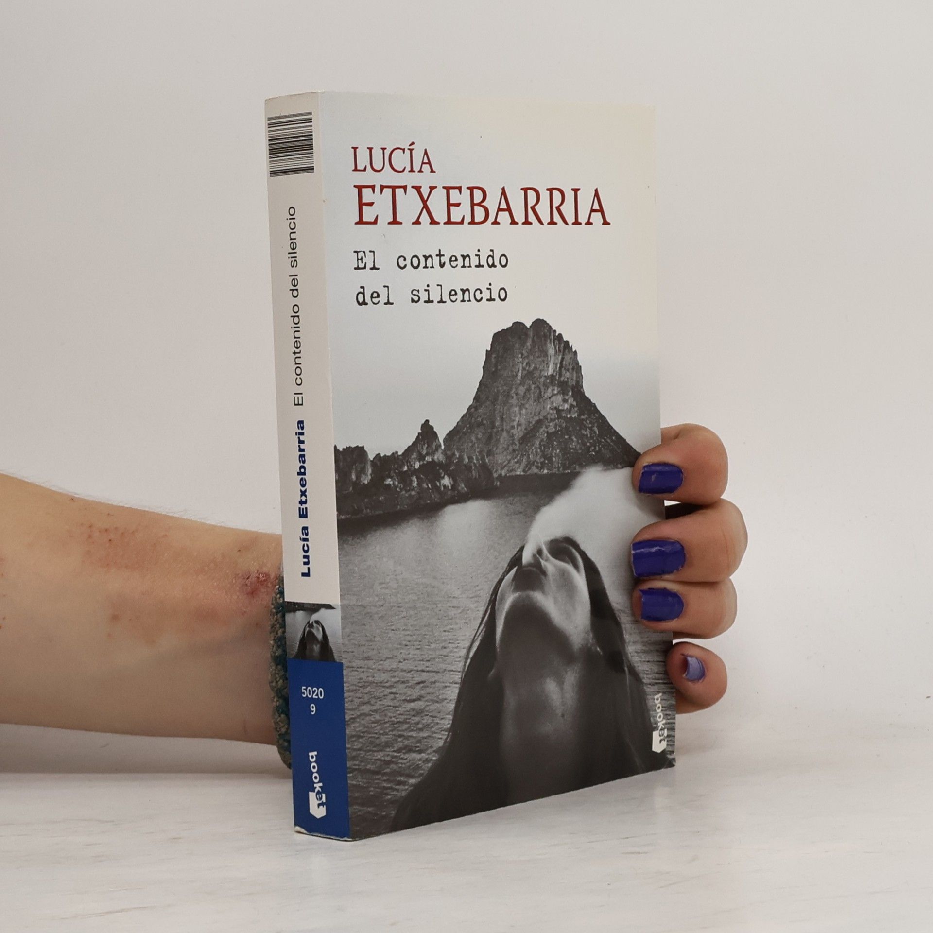 Lucía Etxebarria El contenido del silencio