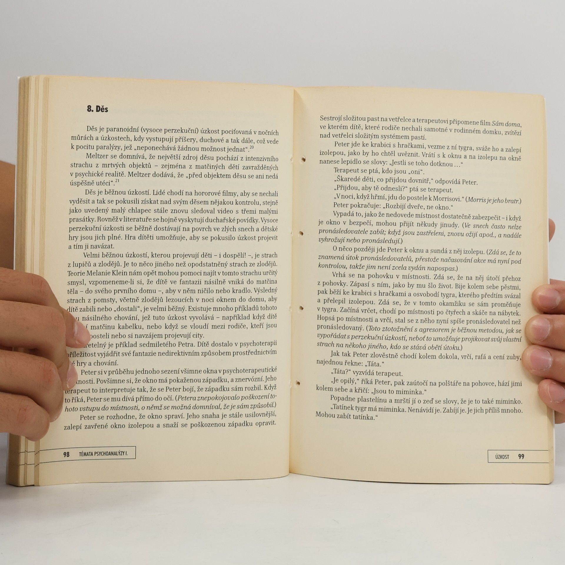 Julia Borossa Témata psychoanalýzy I : nevědomí, afekty a emoce, úzkost, fantazie, hysterie
