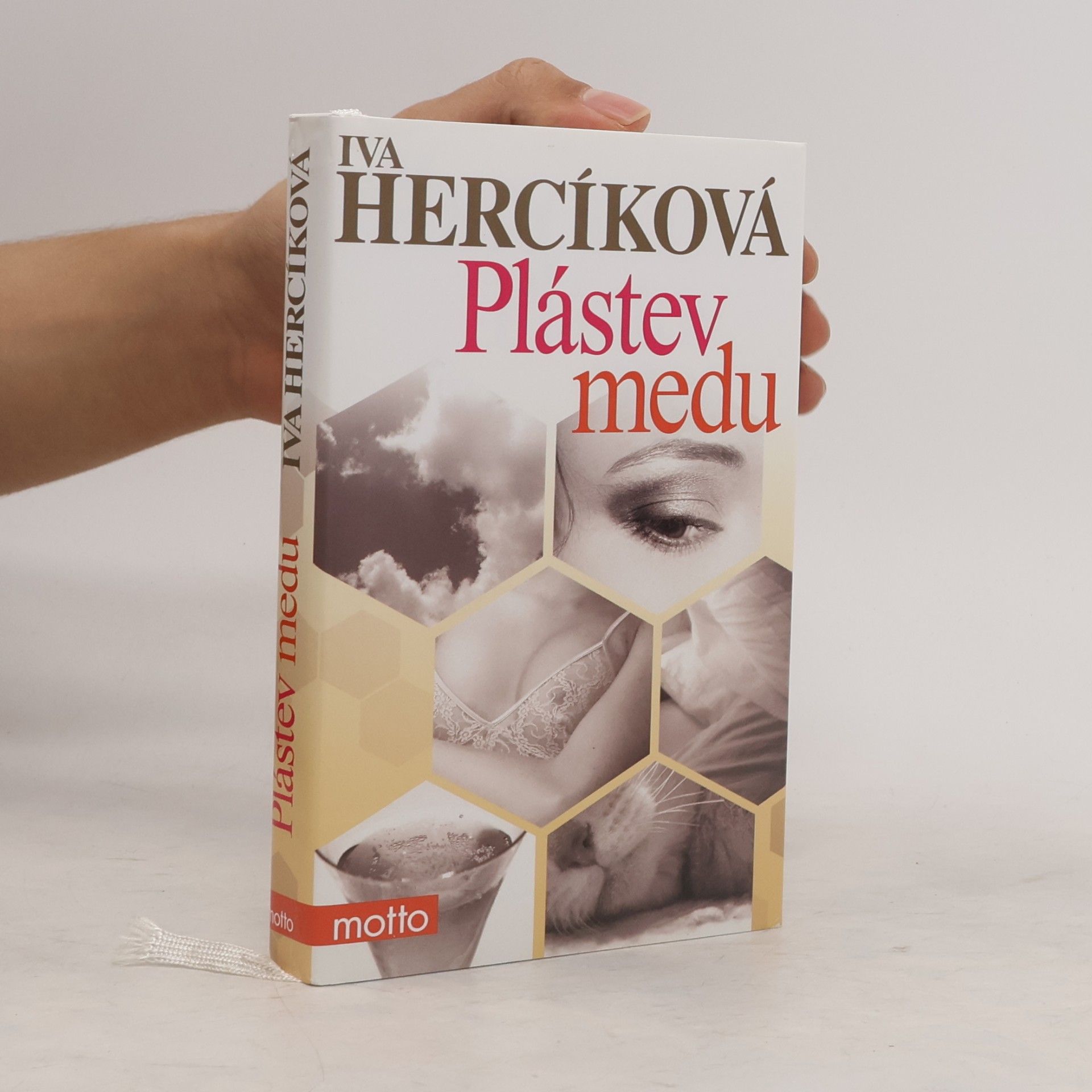 Plástev medu