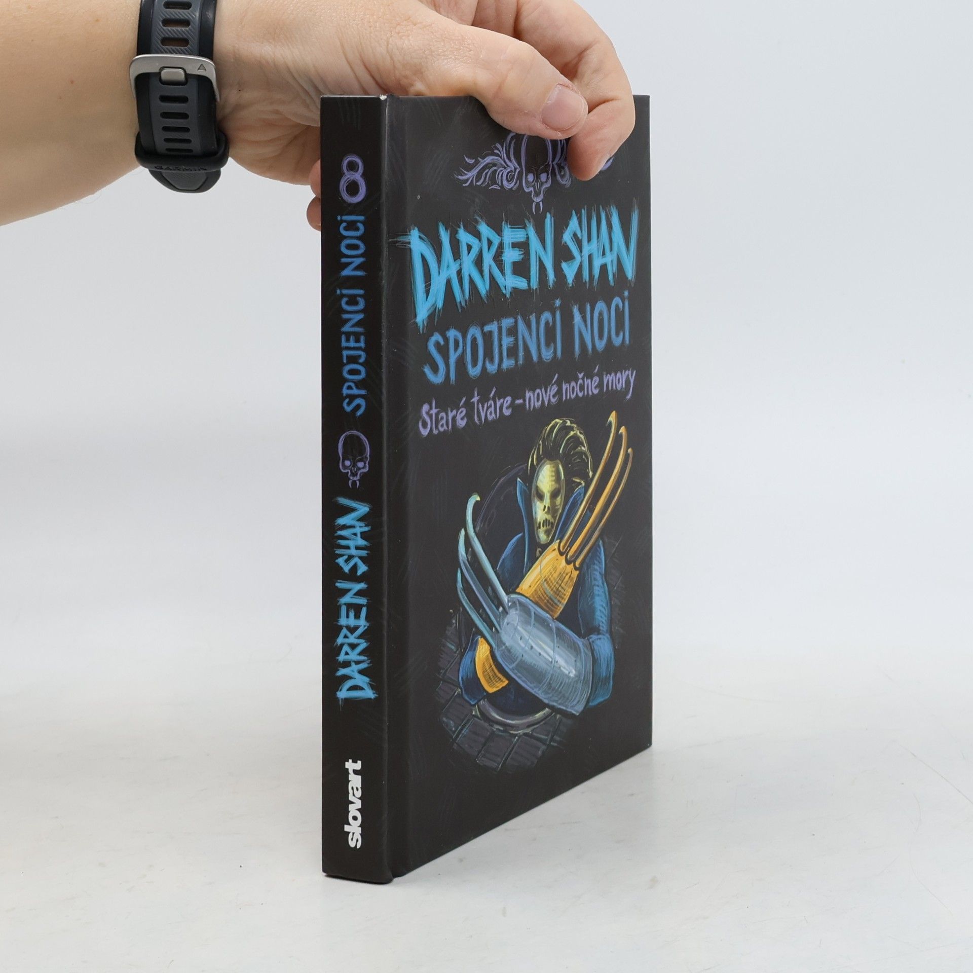 Darren O'Shaughnessy Příběhy Darrena Shana 8. Spojenci noci