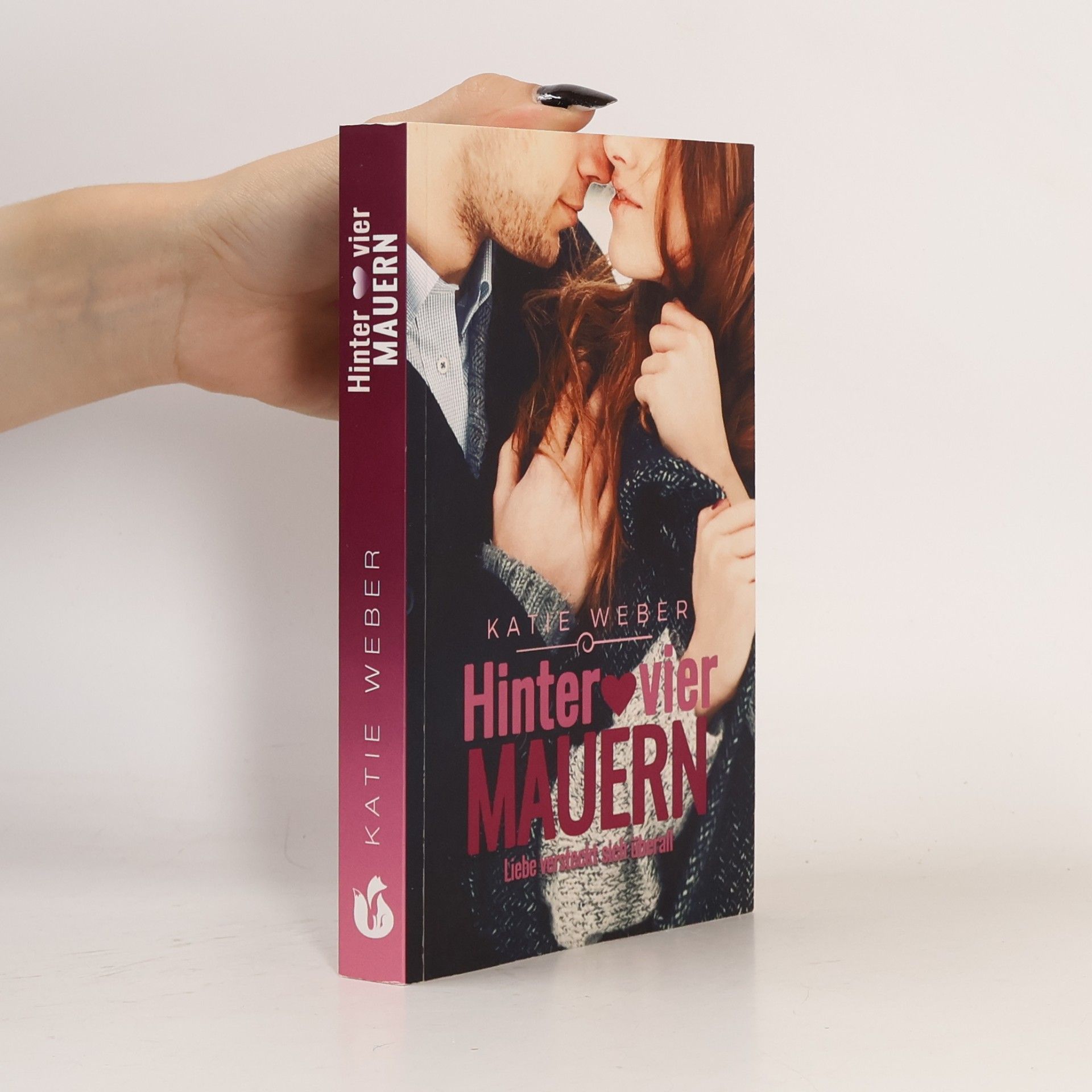 Katie Weber Mitbewohner - 4: Hinter vier Mauern
