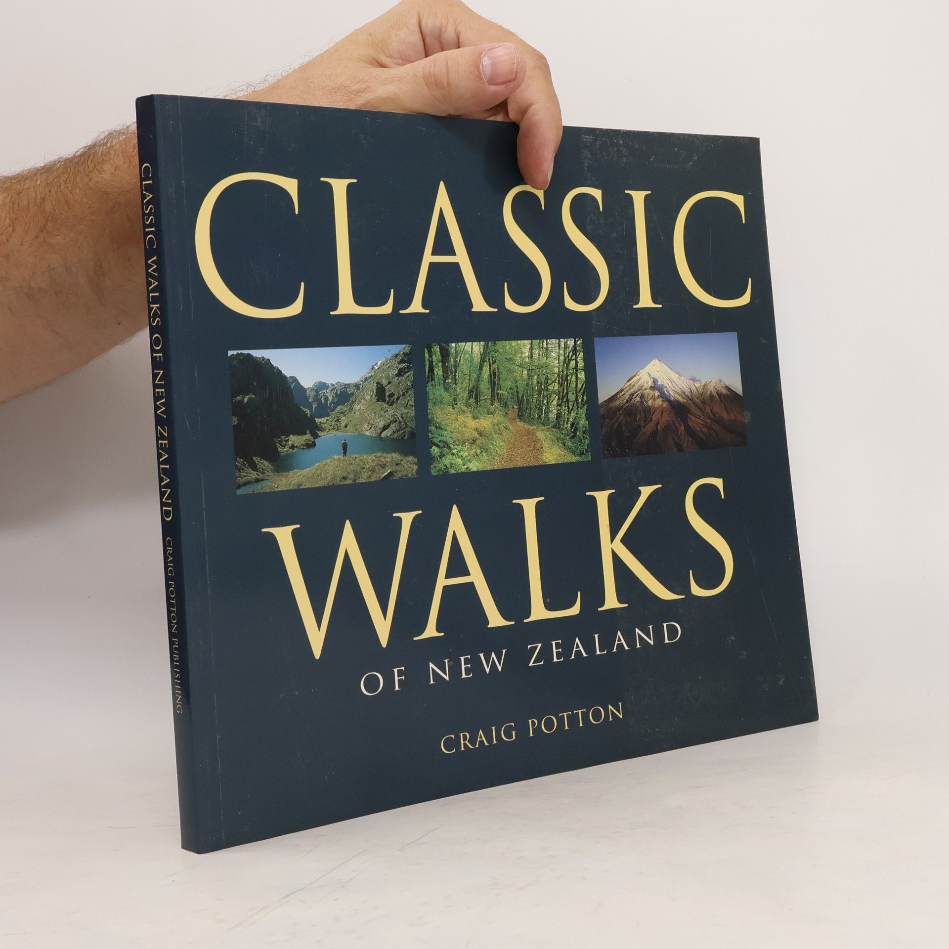 Craig Potton Classic Walks of New Zealand
