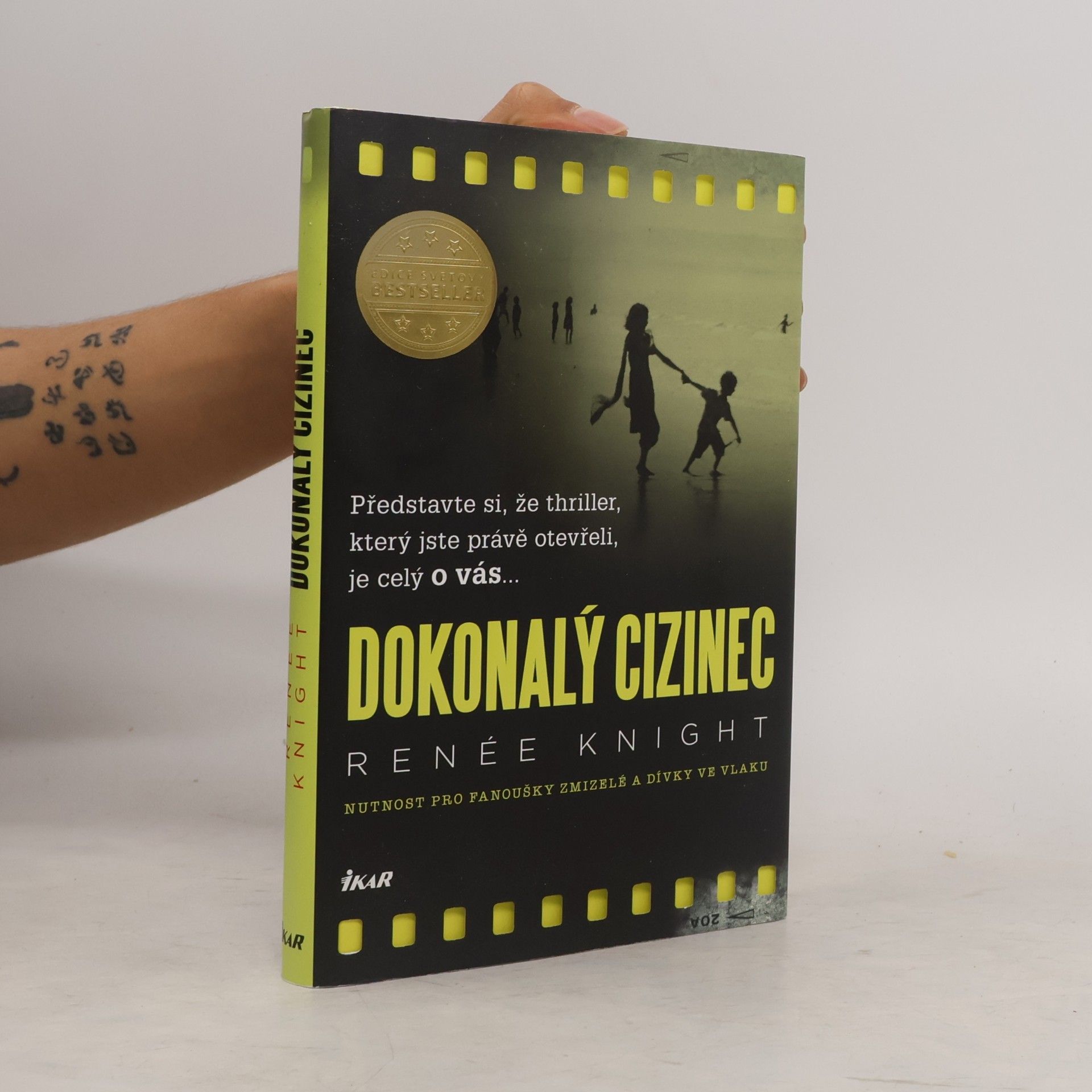 Renée Knight Dokonalý cizinec