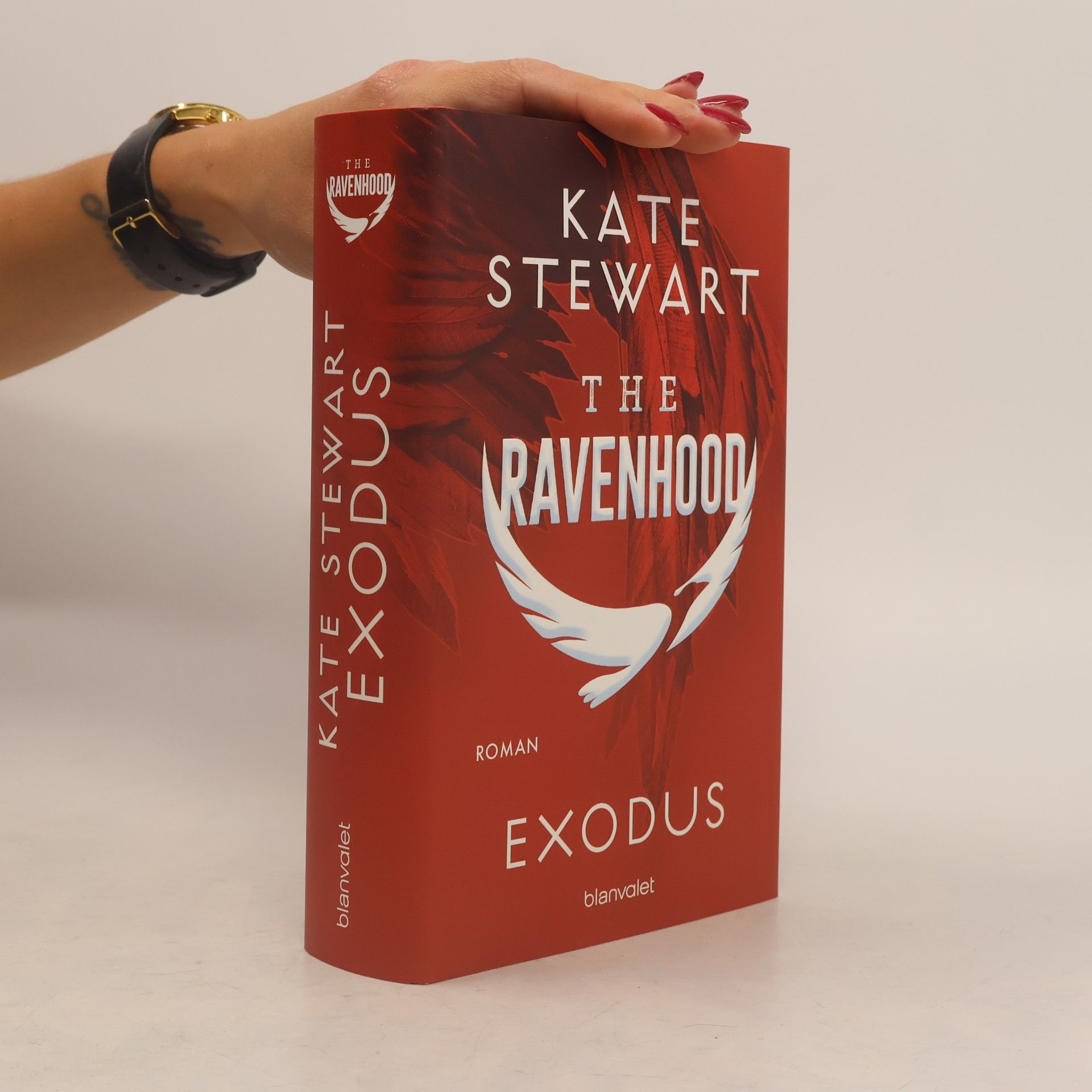Kate Stewart The Ravenhood