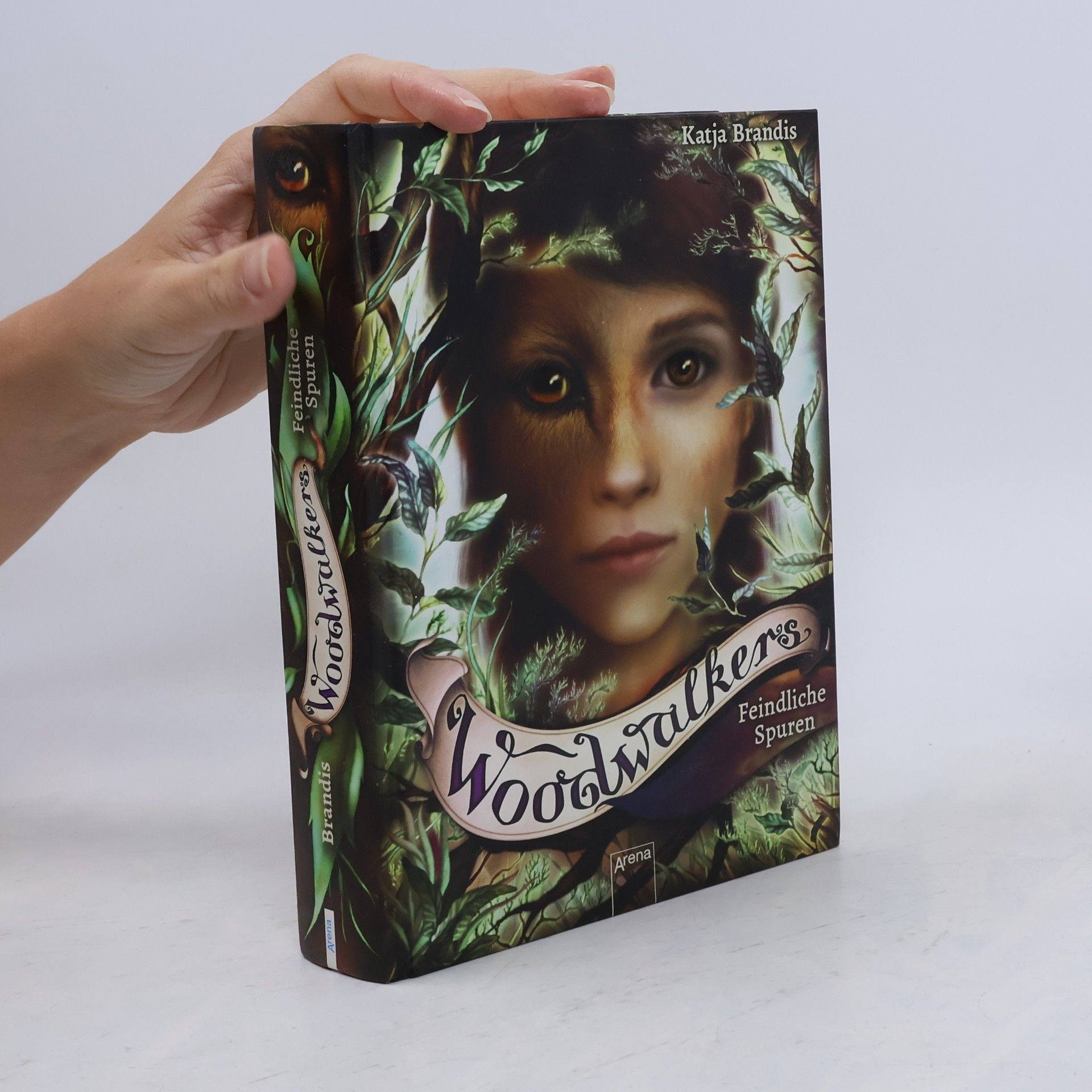 Katja Brandis Woodwalkers - feindliche Spuren