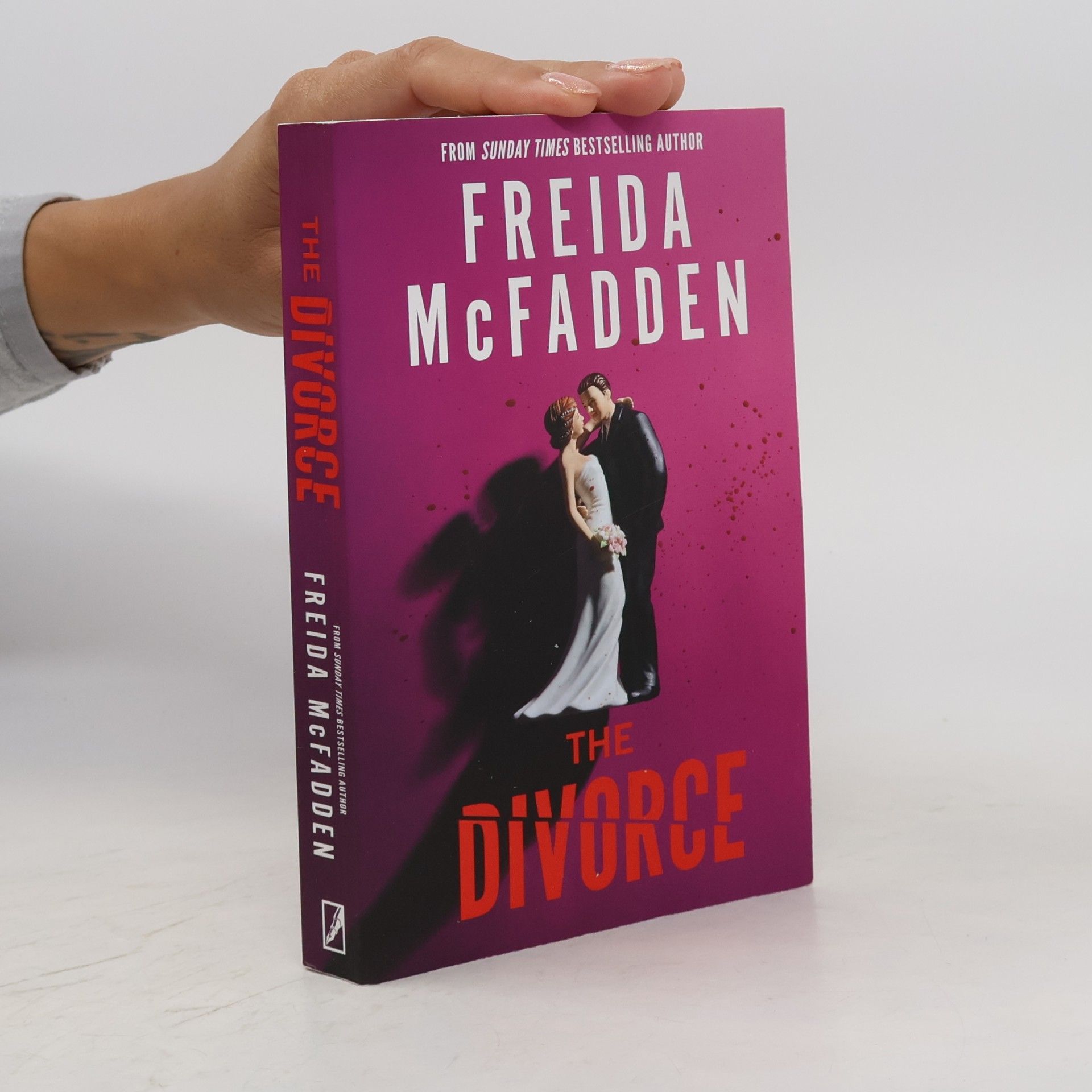 Freida McFadden The Divorce