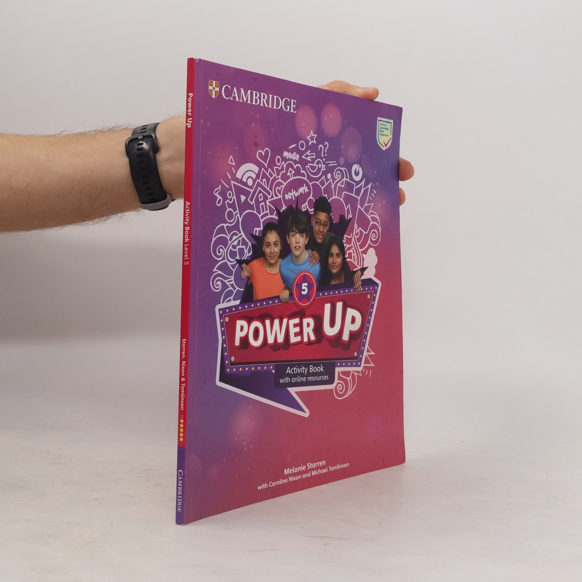 Power Up - 5: Activity Book With Online Resources And Home Booklet
