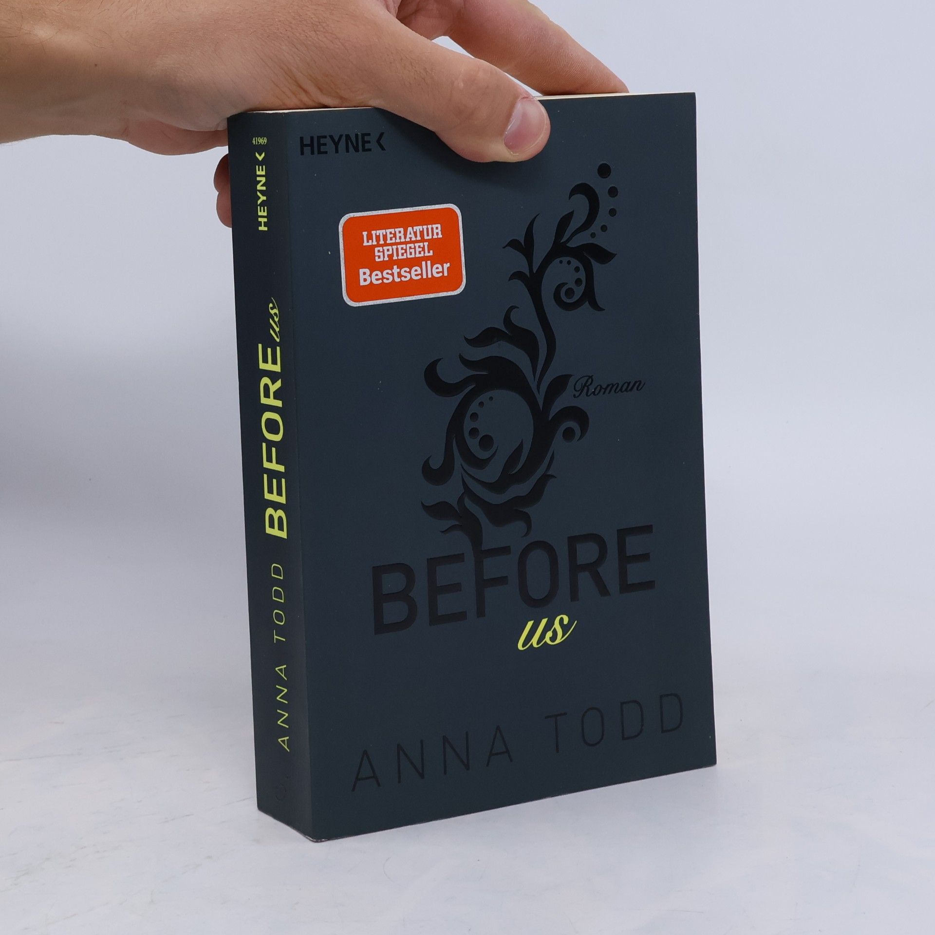Anna Todd After 5. Before Us
