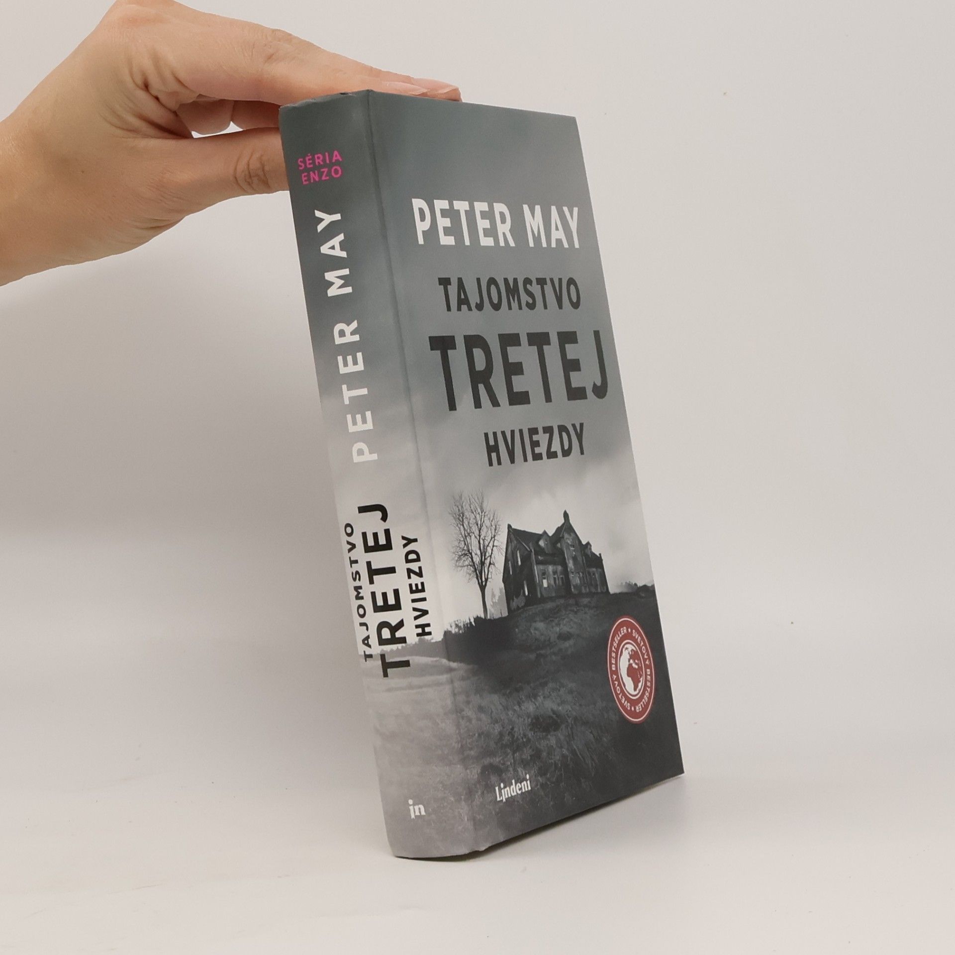 Peter May Tajomstvo tretej hviezdy