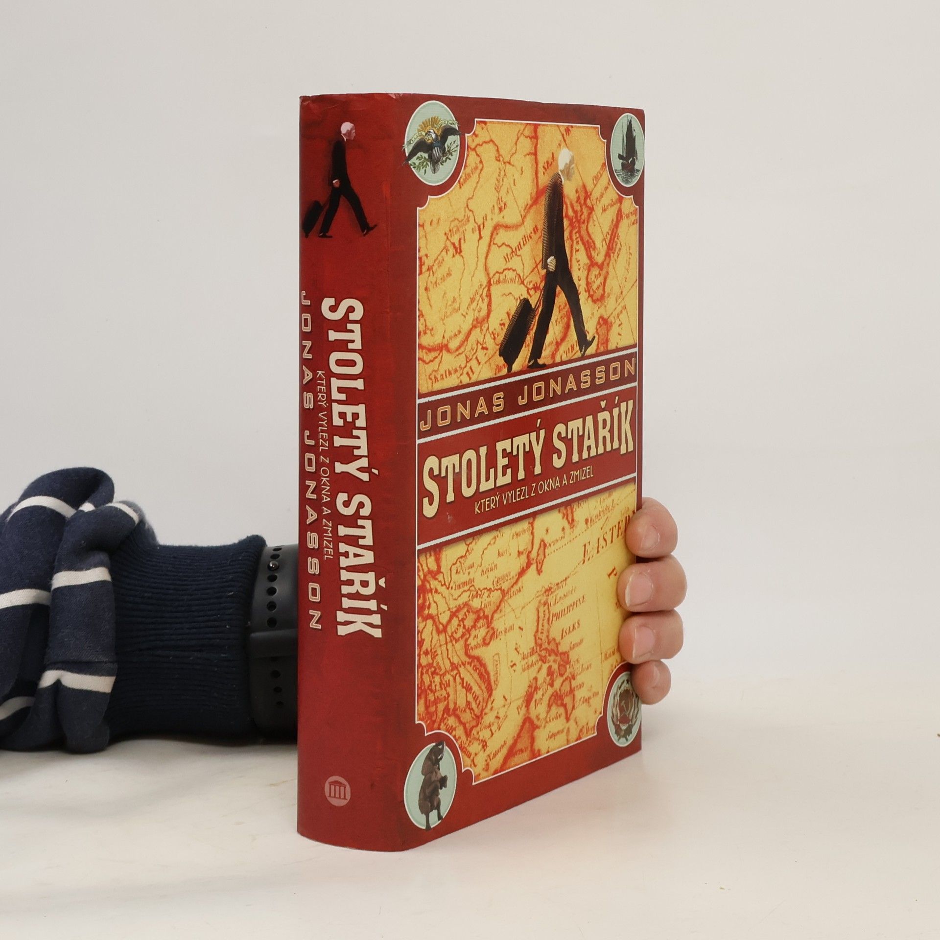 Jonas Jonasson Stoletý stařík, který vylezl z okna a zmizel