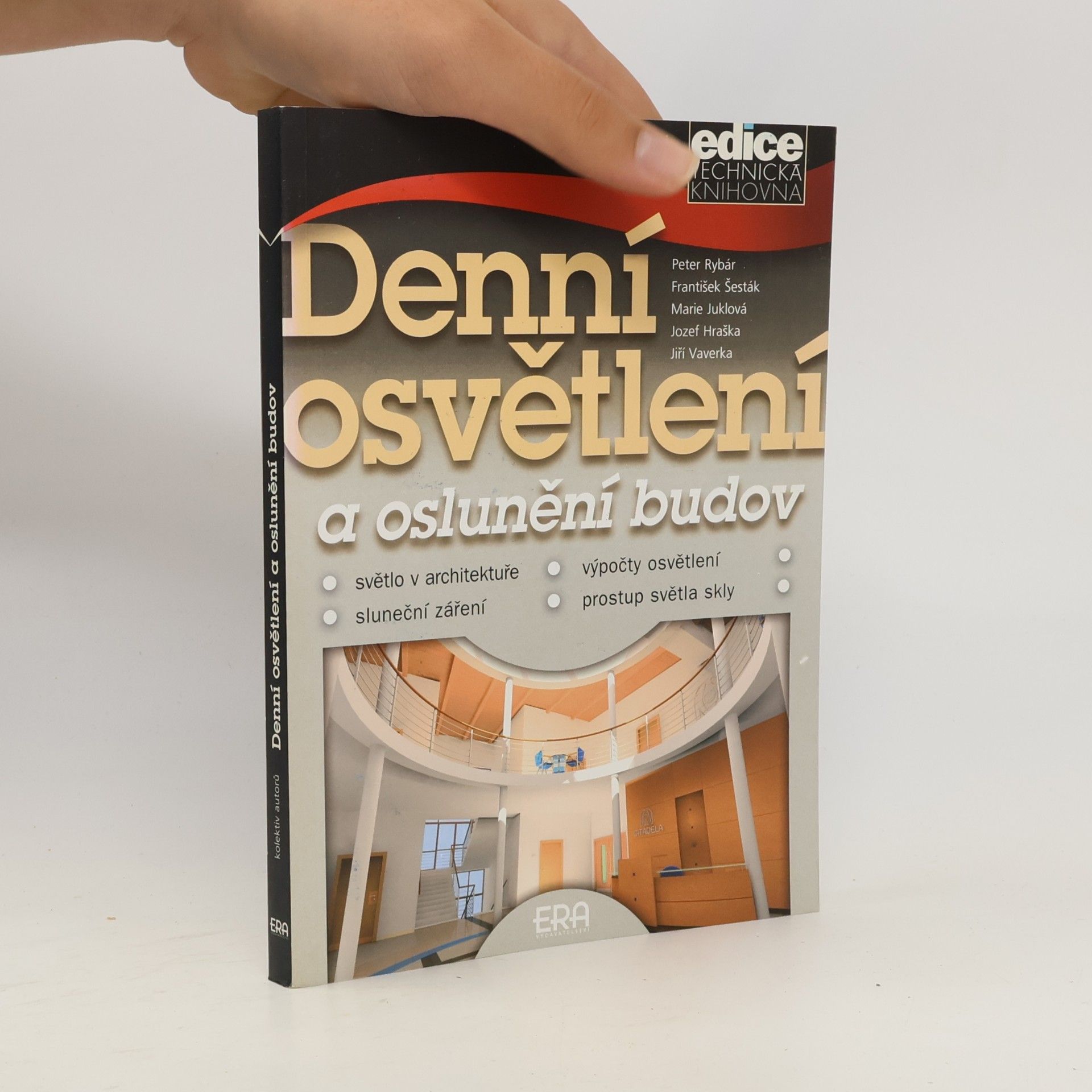kolektiv Denní osvětlení a oslunění budov