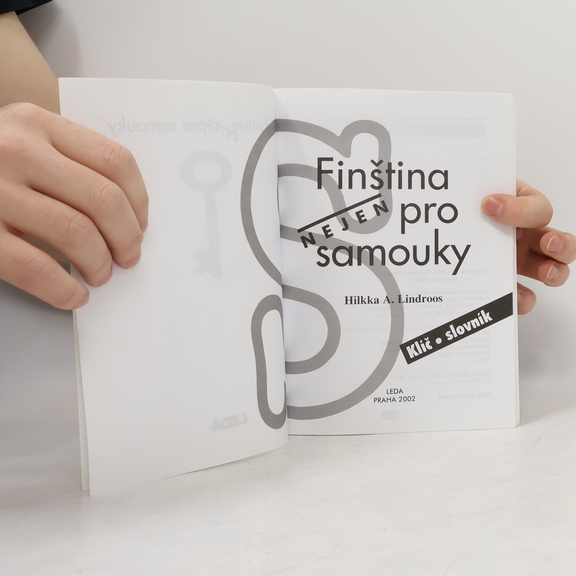 Hilkka A. Lindroos Finština nejen pro samouky. Klíč slovník