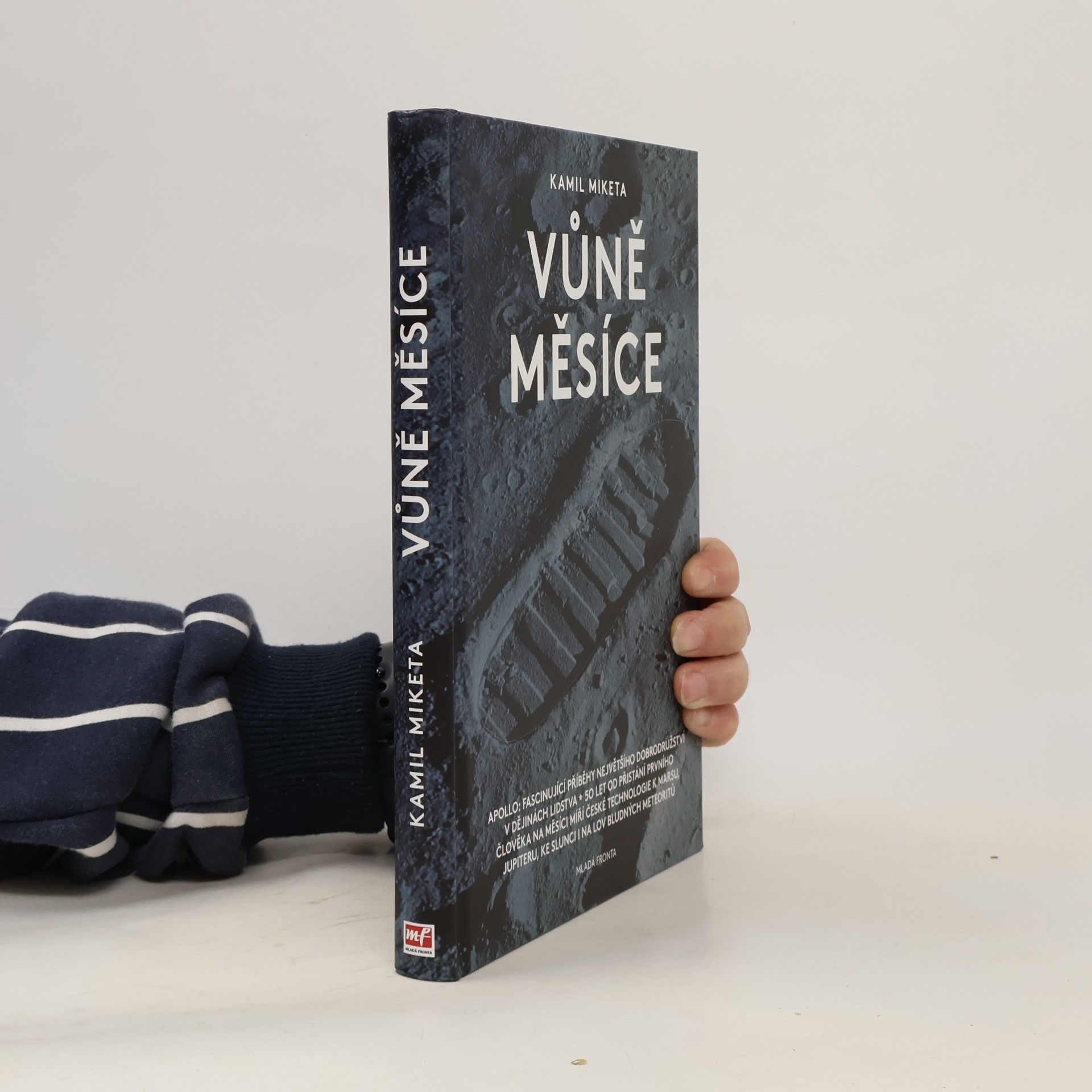 Kamil Miketa Vůně Měsíce