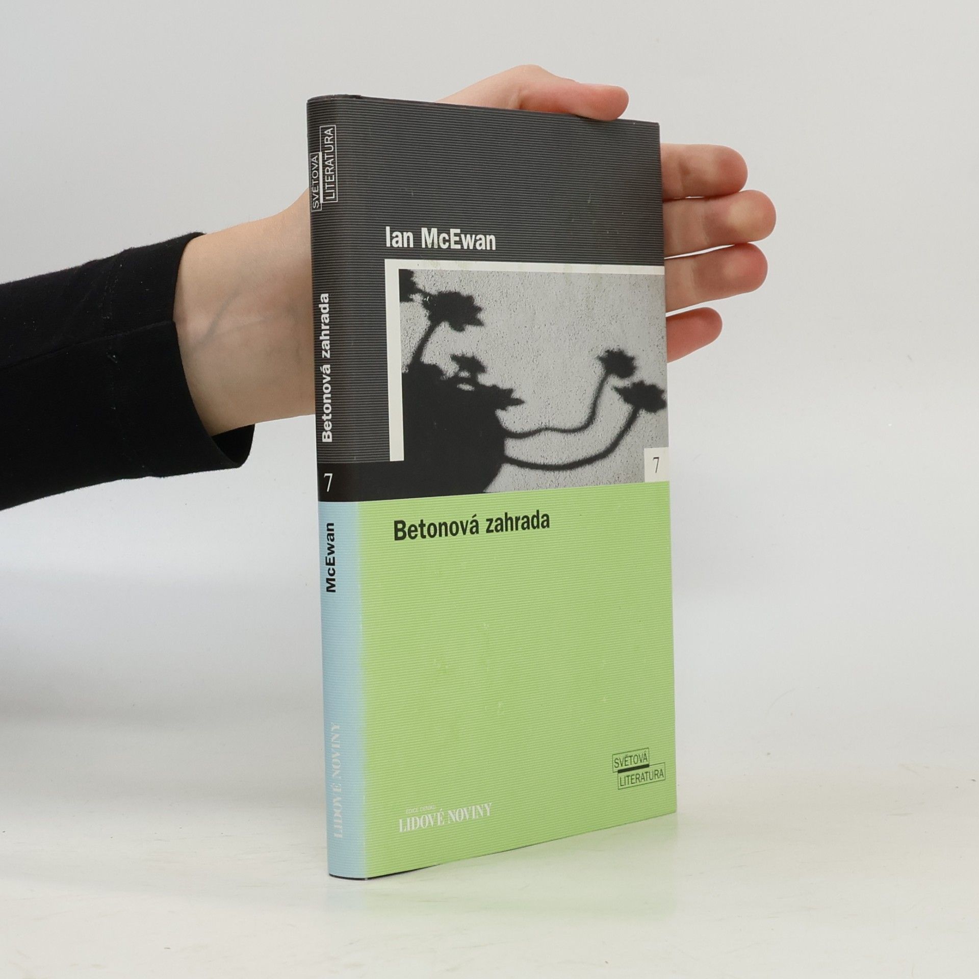 Ian McEwan Betonová zahrada