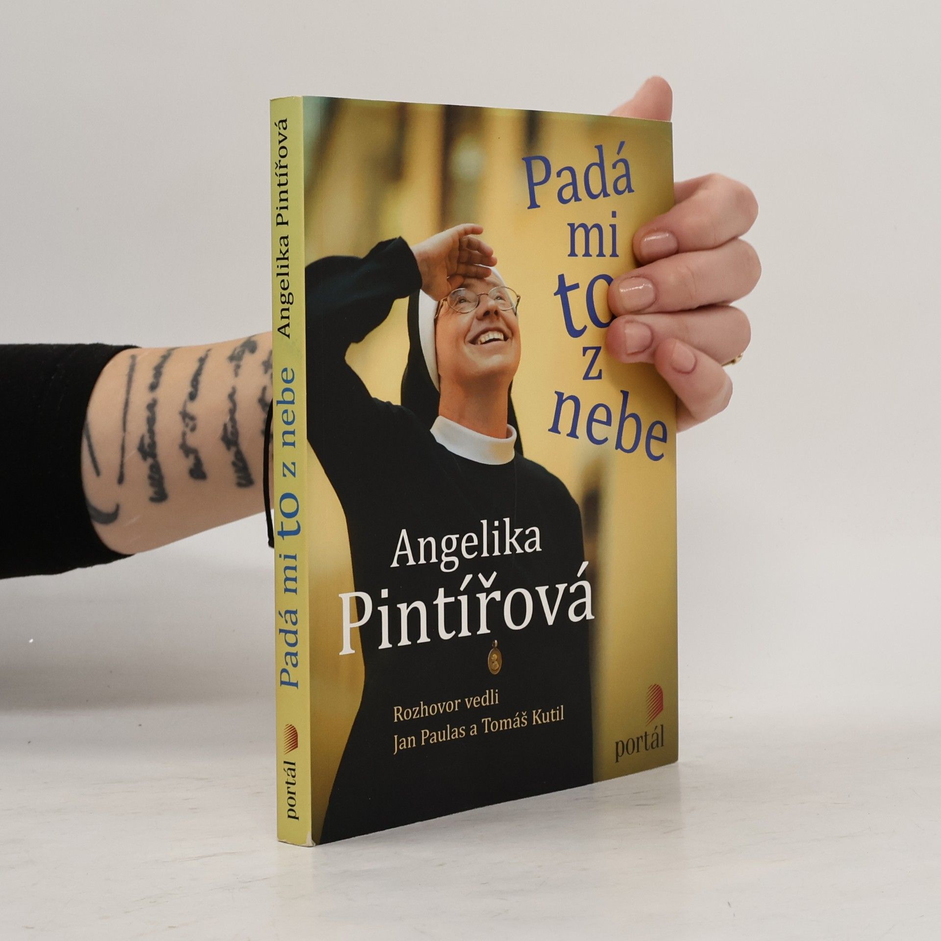 Angelika Pintířová Padá mi to z nebe