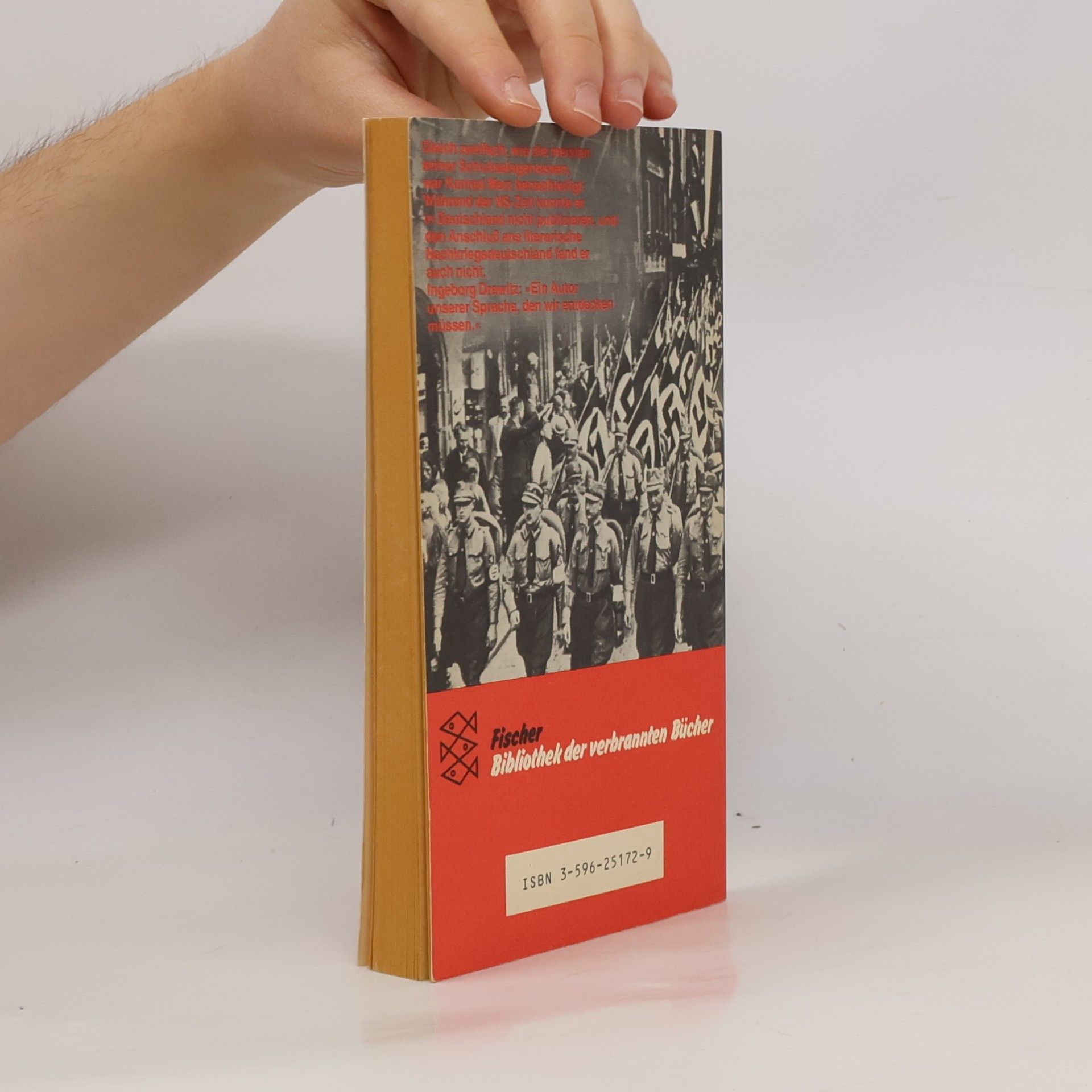 Konrad Merz Bibliothek der verbrannten Bücher: Ein Mensch fällt aus Deutschland