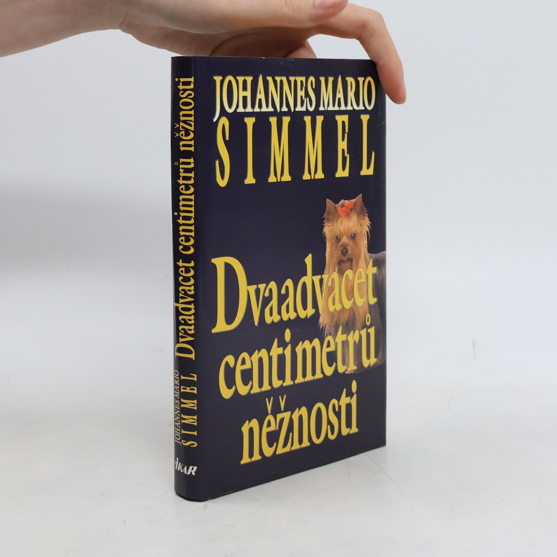 Dvaadvacet centimetrů něžnosti