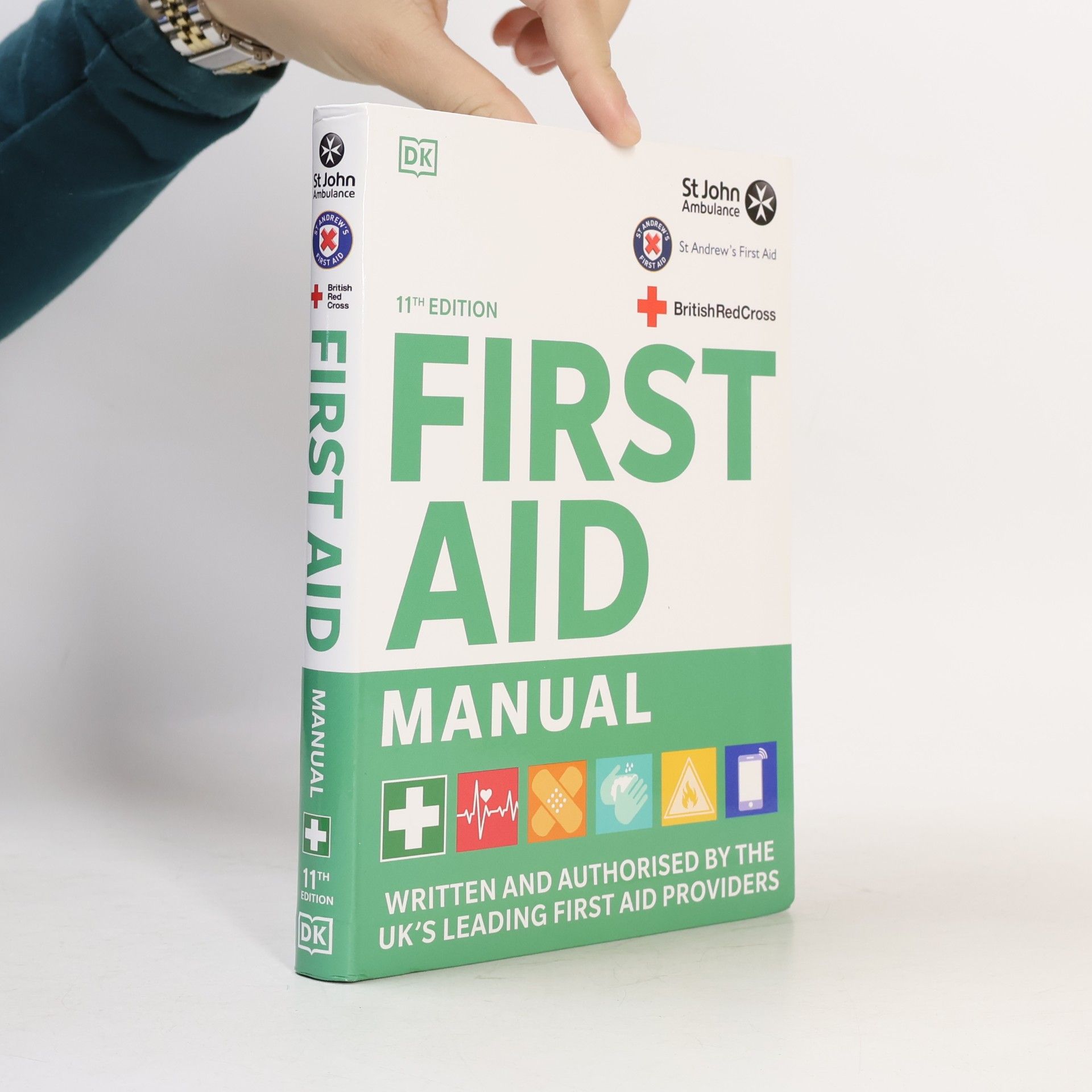 St John Ambulance First Aid Manual 11th Edition