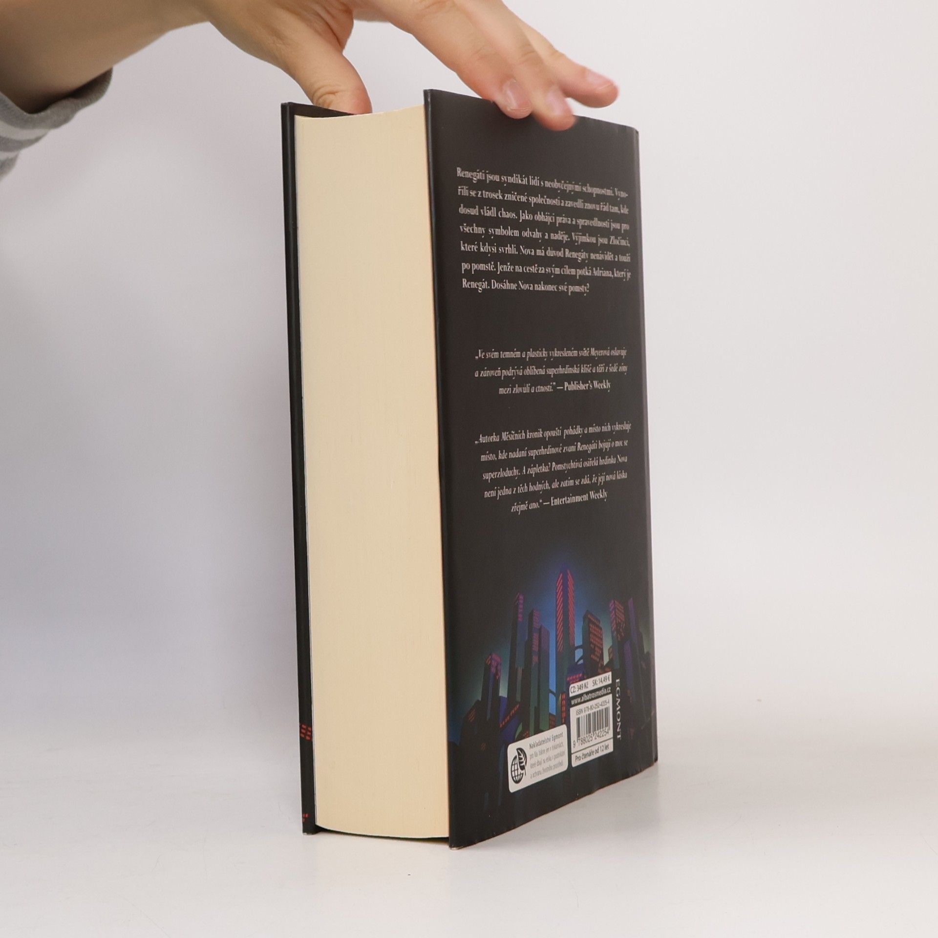 Marissa Meyer Renegáti