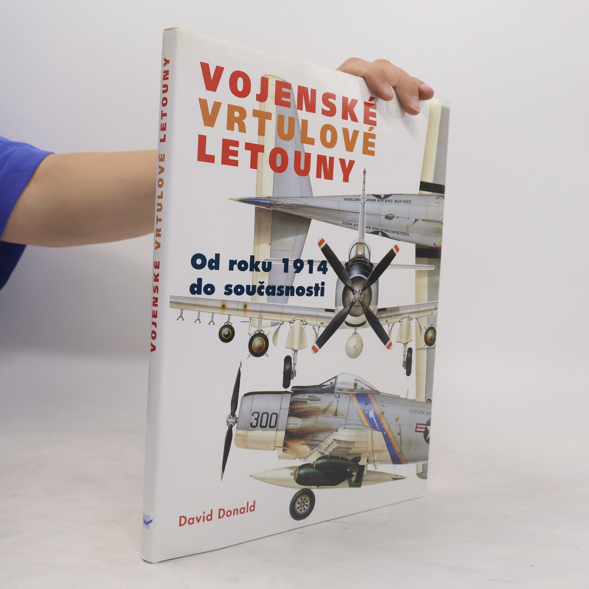 Ľubomír Háčik Vojenské vrtulové letouny