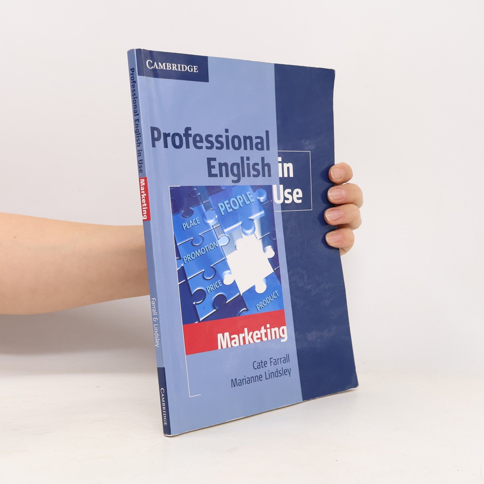 Cate Farrall Professional English in use : marketing