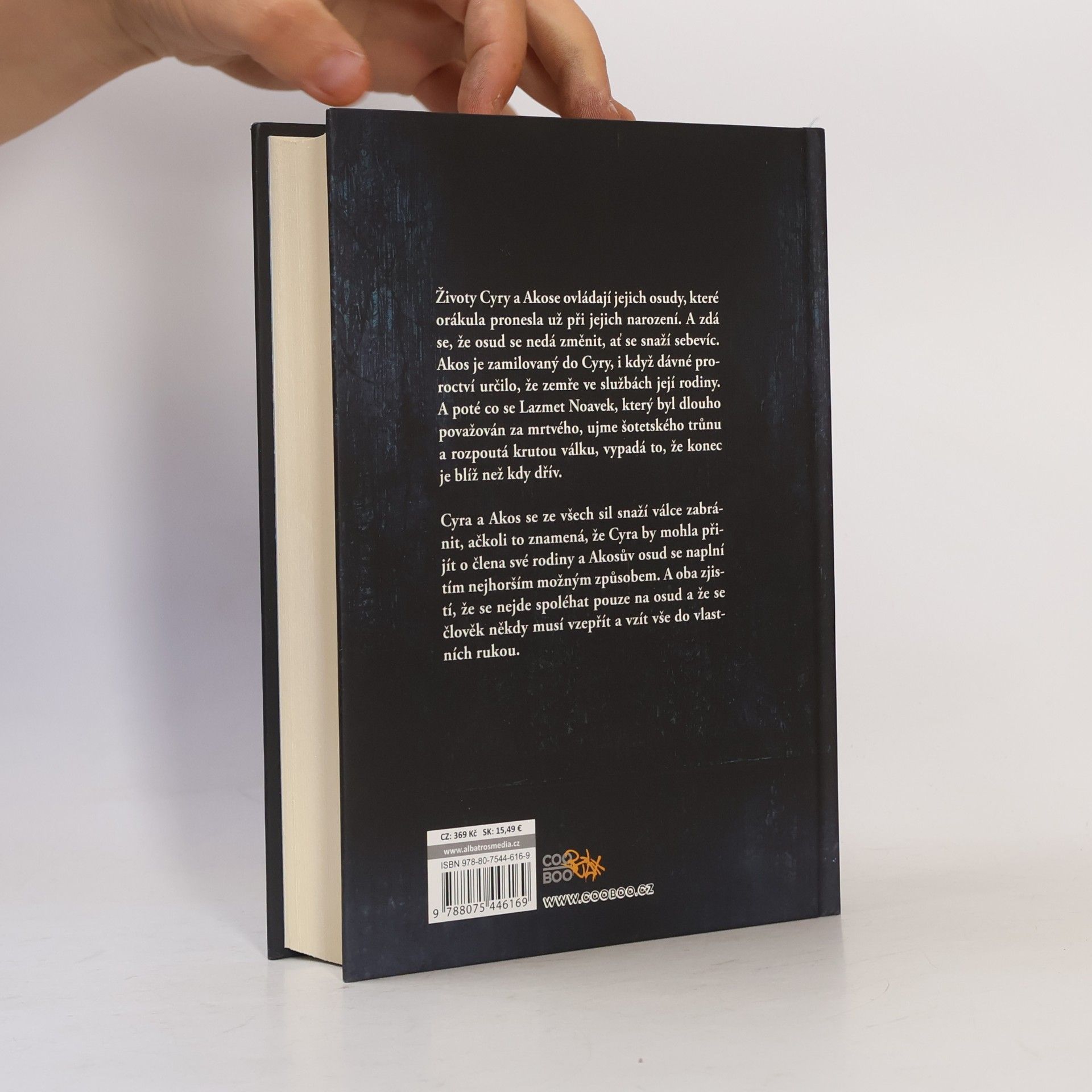 Veronica Roth Cesty se rozcházejí