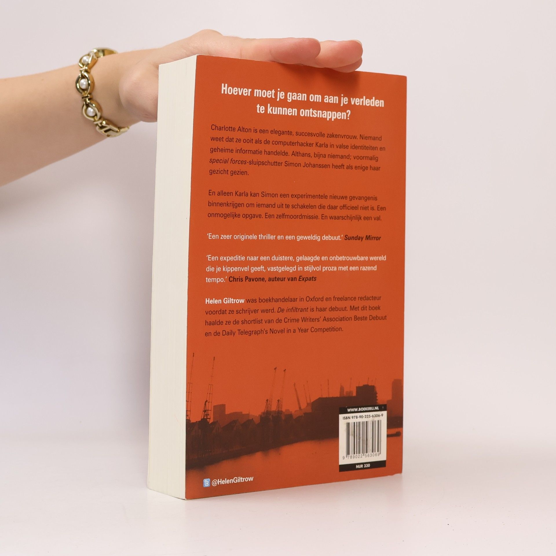 Helen Giltrow De infiltrant - druk 1