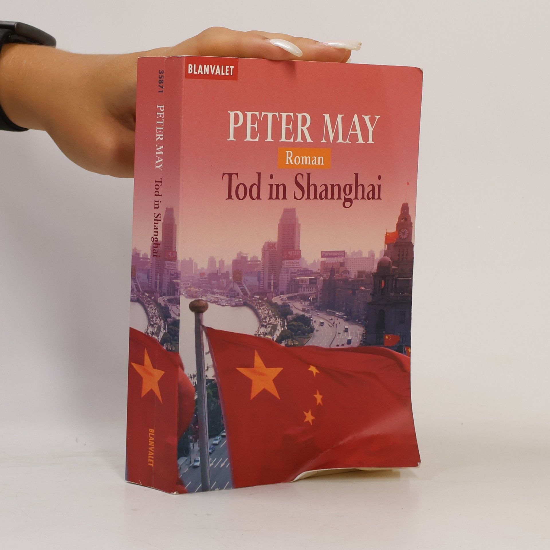 Peter May Tod in Shanghai