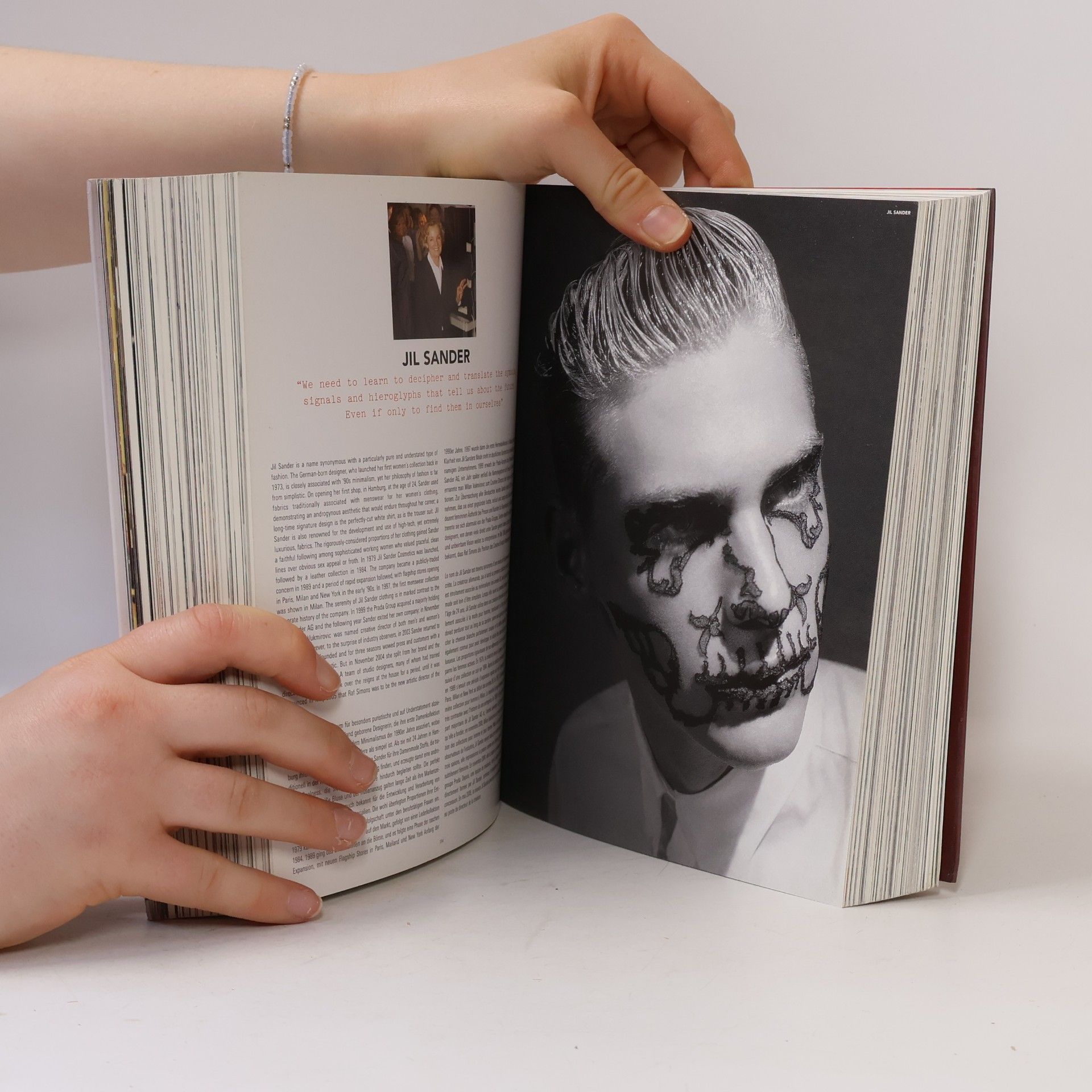 Terry Jones Fashion now 2 : i-D selects 160 of its favourite fashion designers from around the world