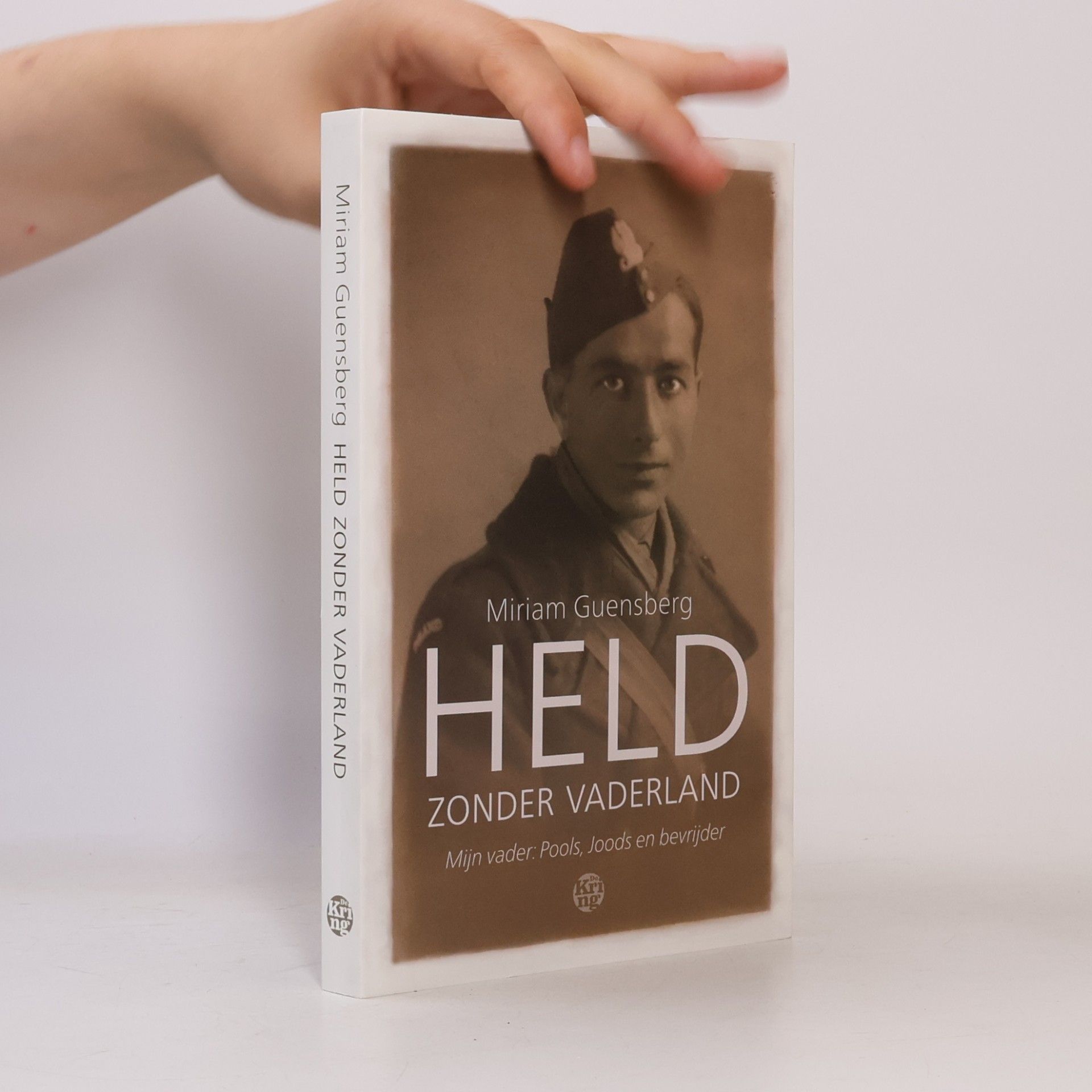 Miriam Guensberg Held zonder vaderland