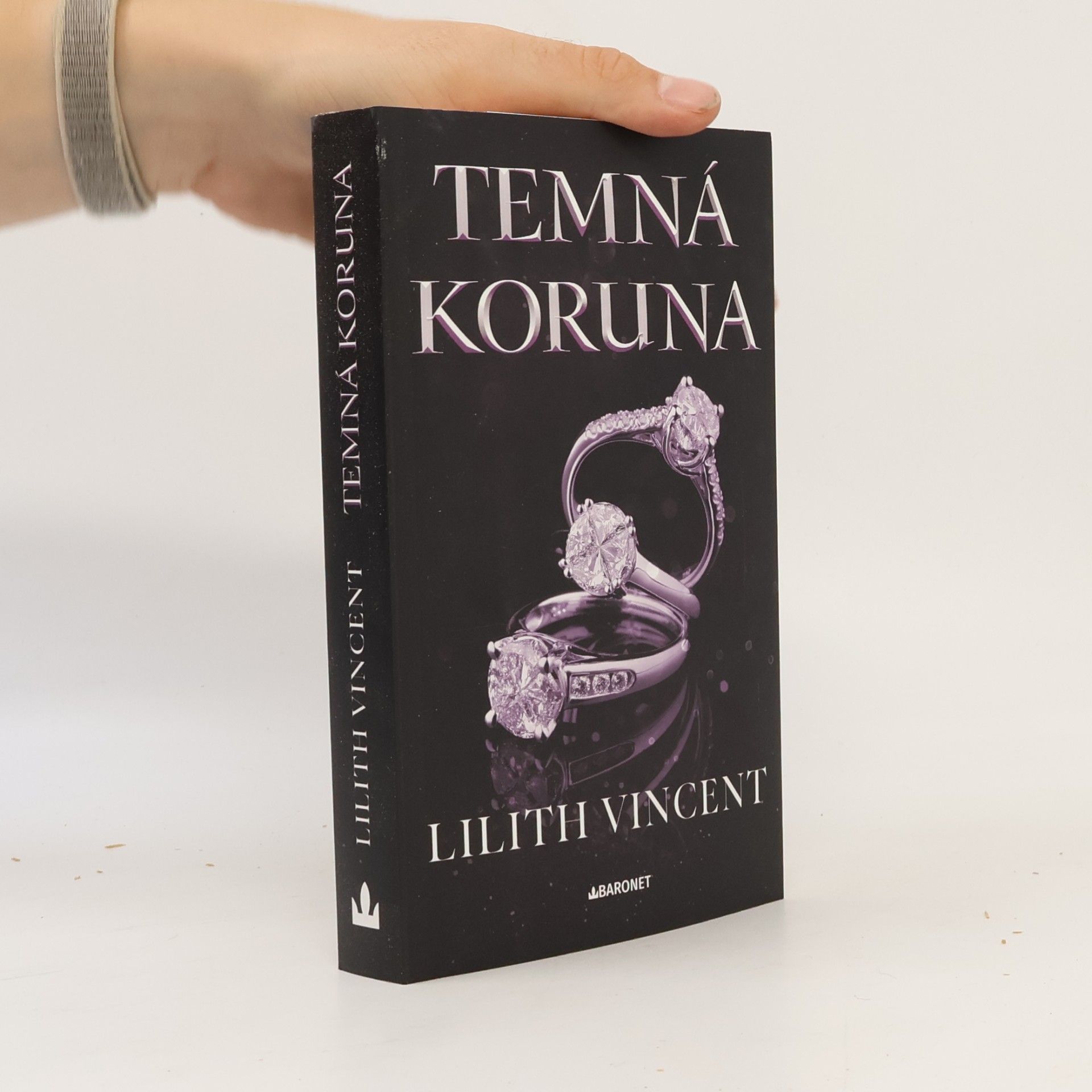 Lilith Vincent Temná koruna