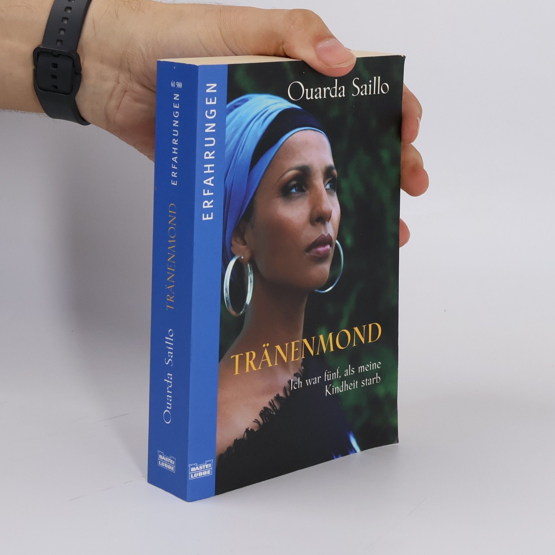 Ouarda Saillo Tränenmond
