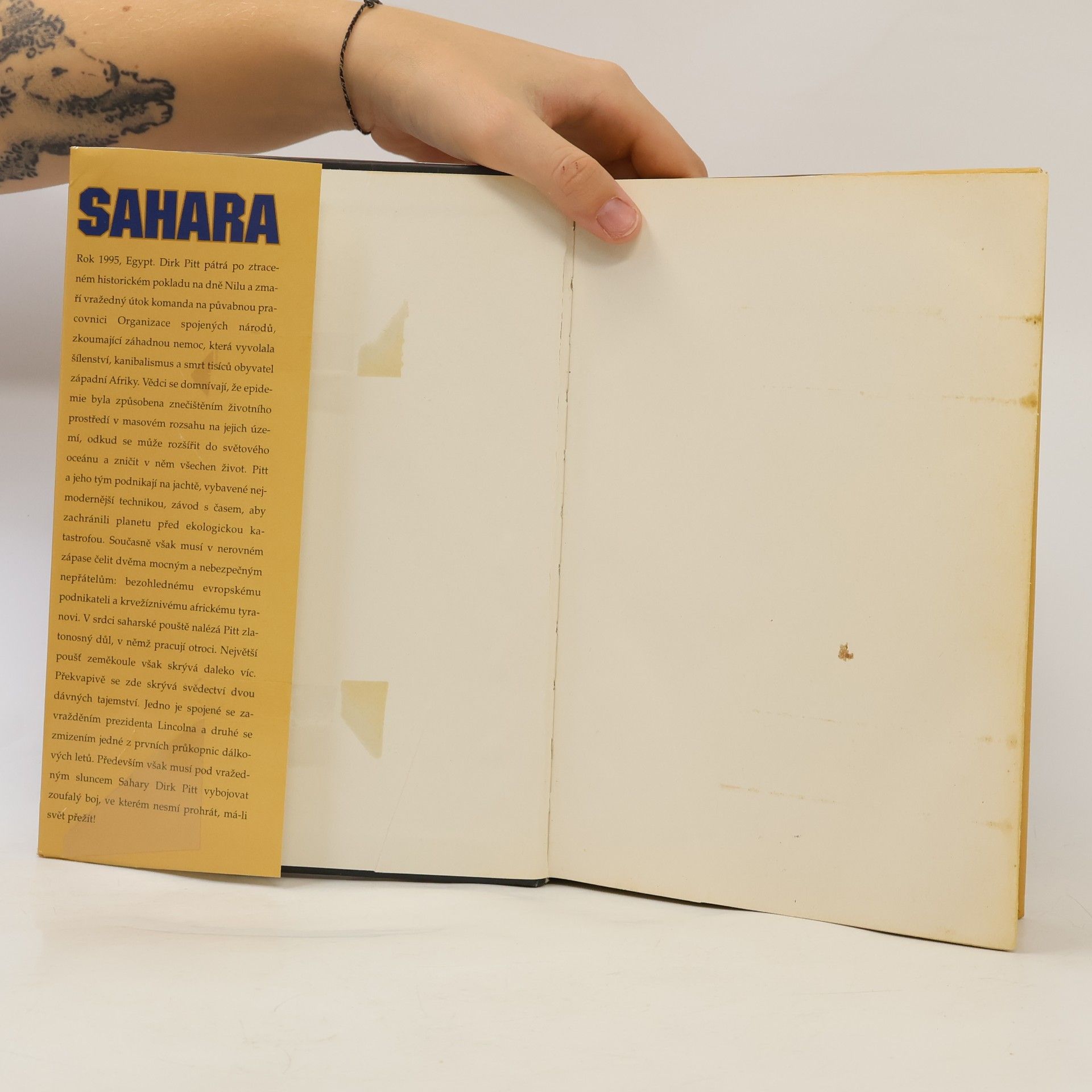 Clive Cussler Sahara