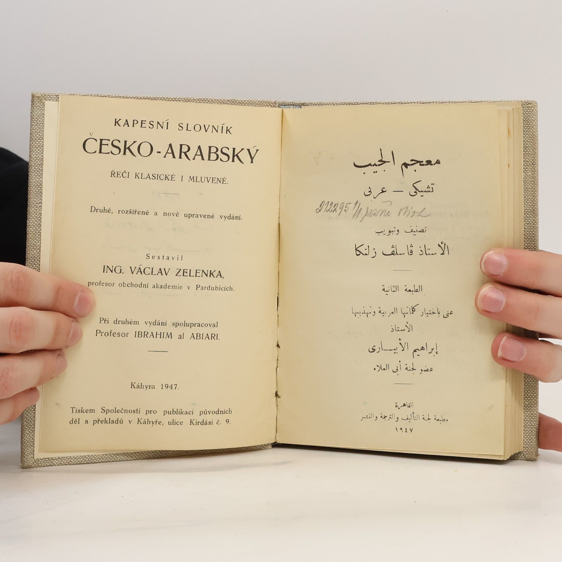 Zelenka Václav Kapesní slovník česko-arabský