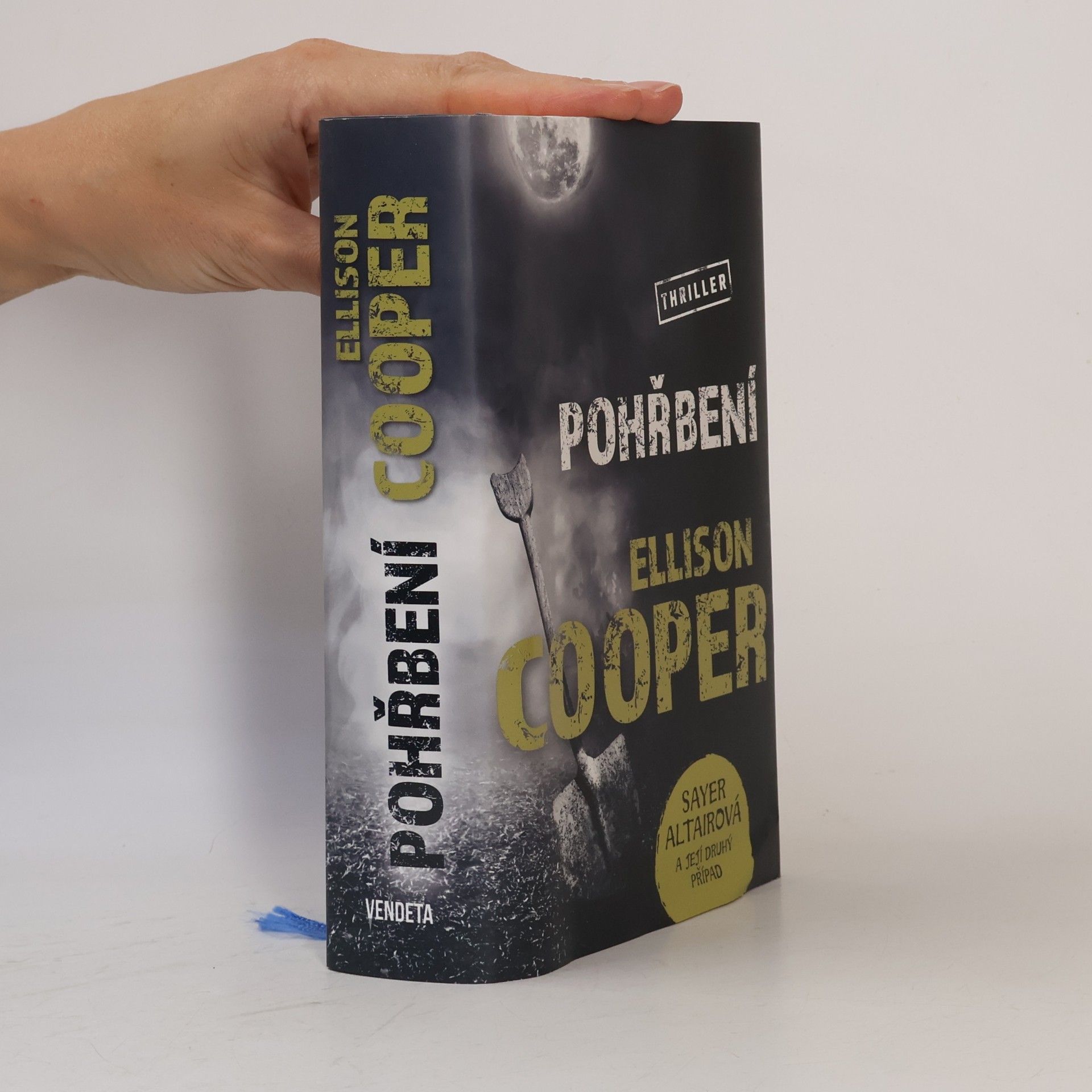 Ellison Cooper Pohřbení
