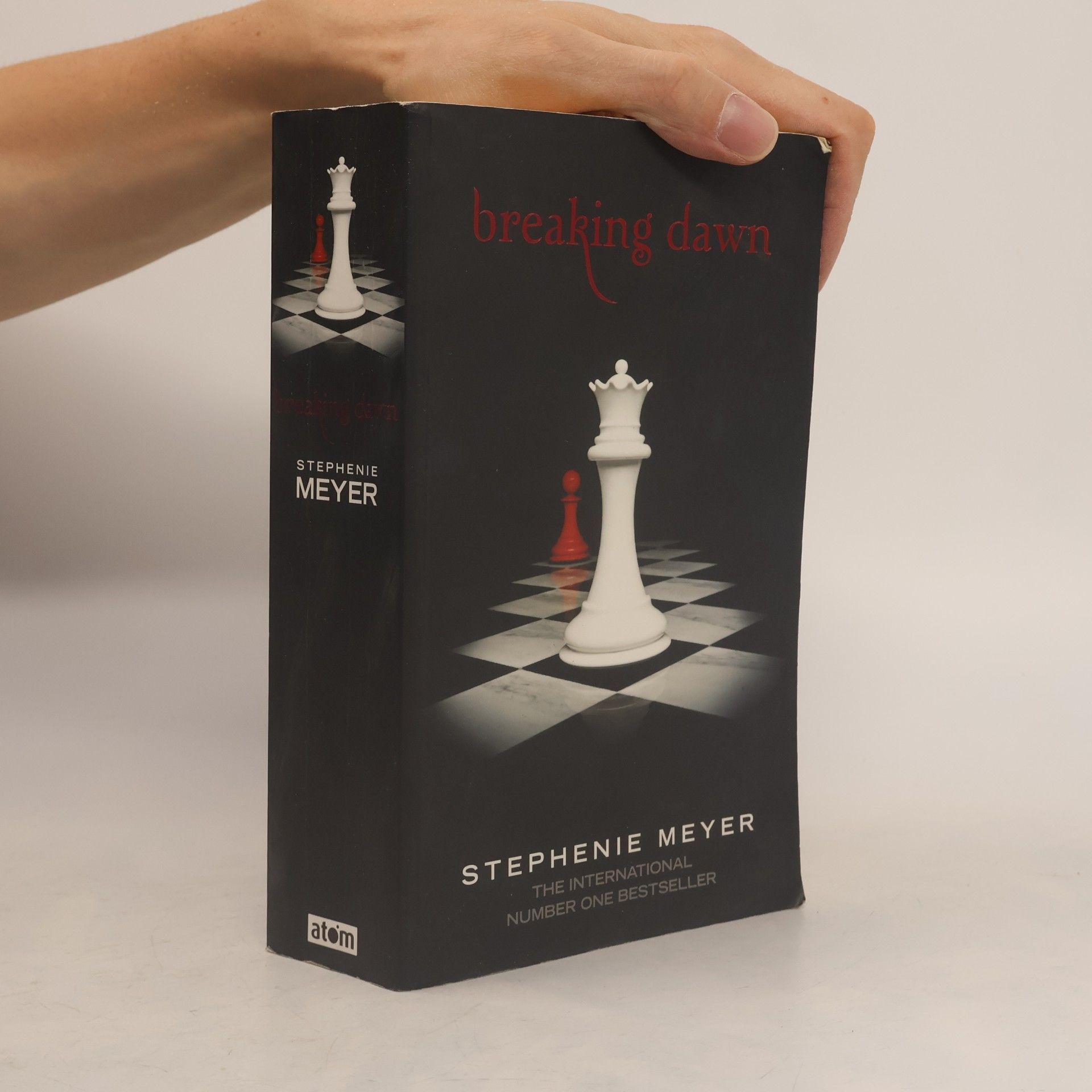 Stephenie Meyerová Breaking Dawn