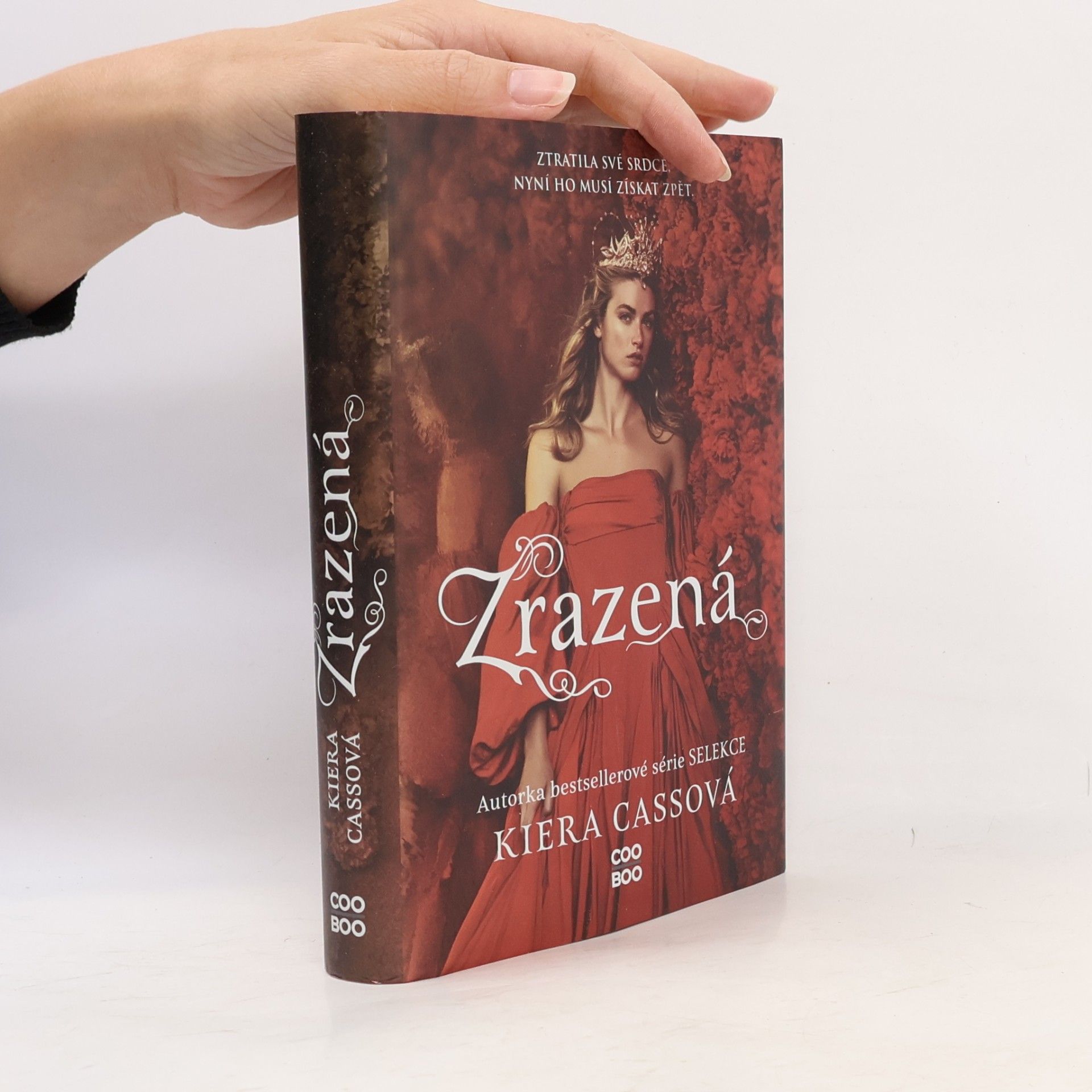 Kiera Cass Zrazená