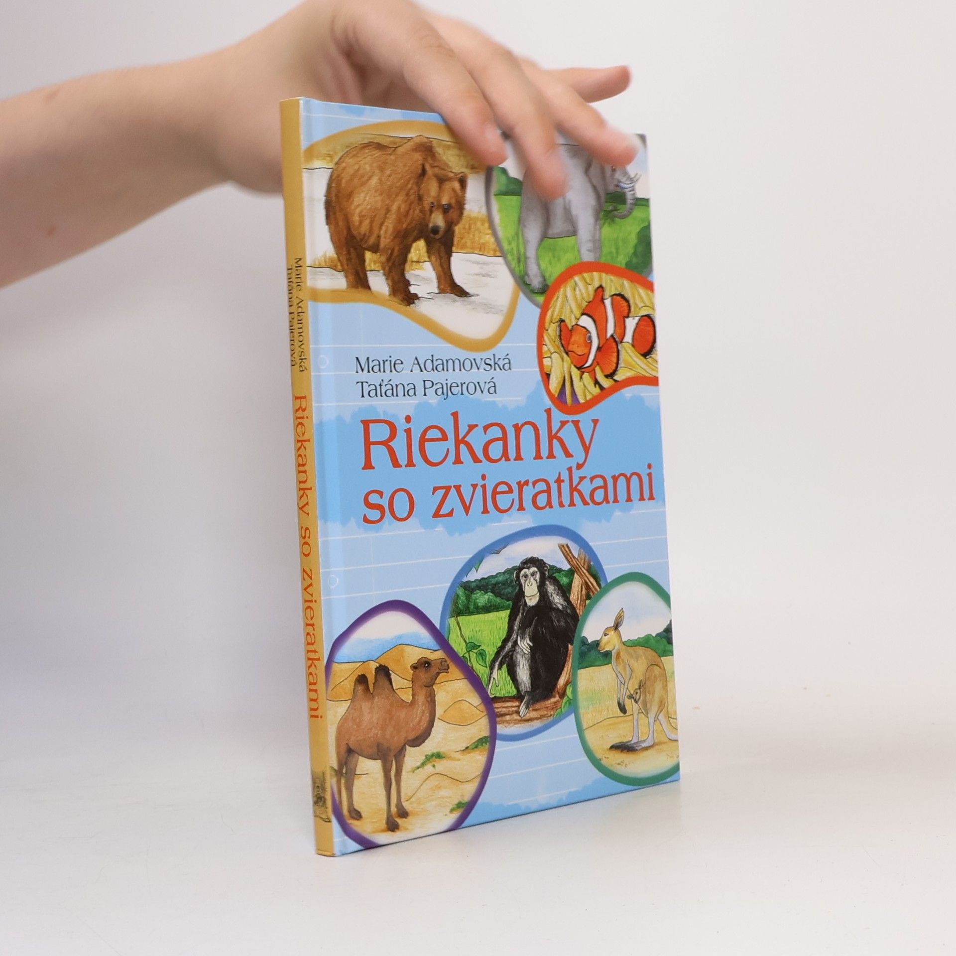 Marie Adamovská Riekanky so zvieratkami