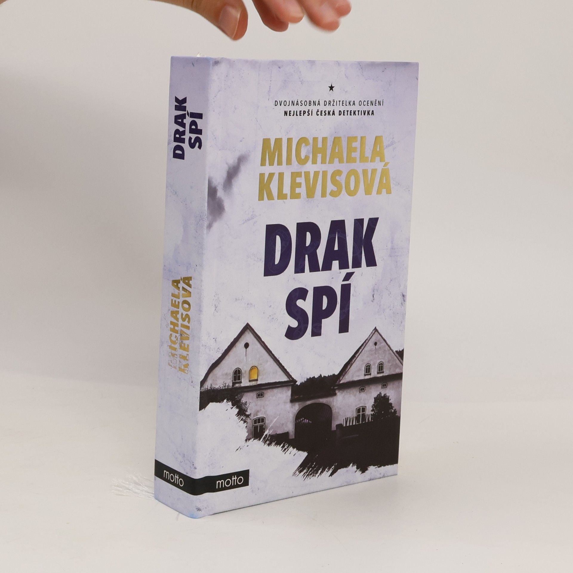 Michaela Klevisová Drak spí