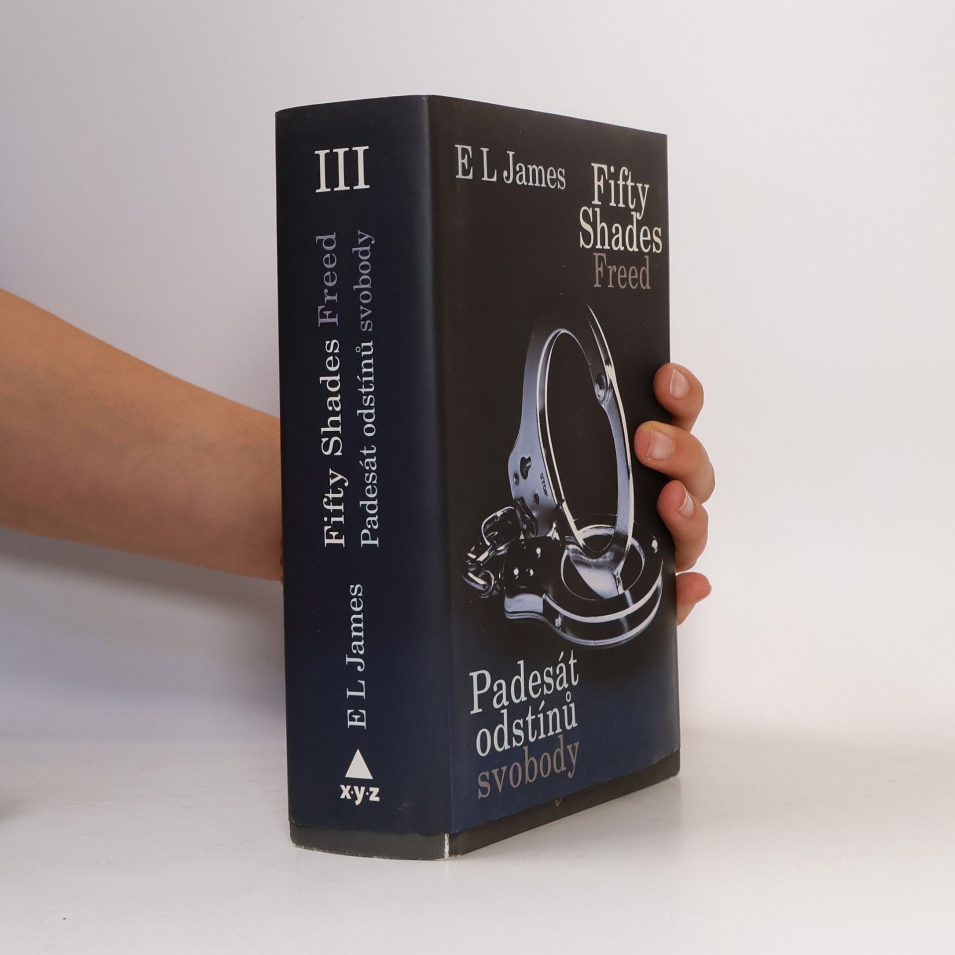 E. L. James Padesát odstínů svobody
