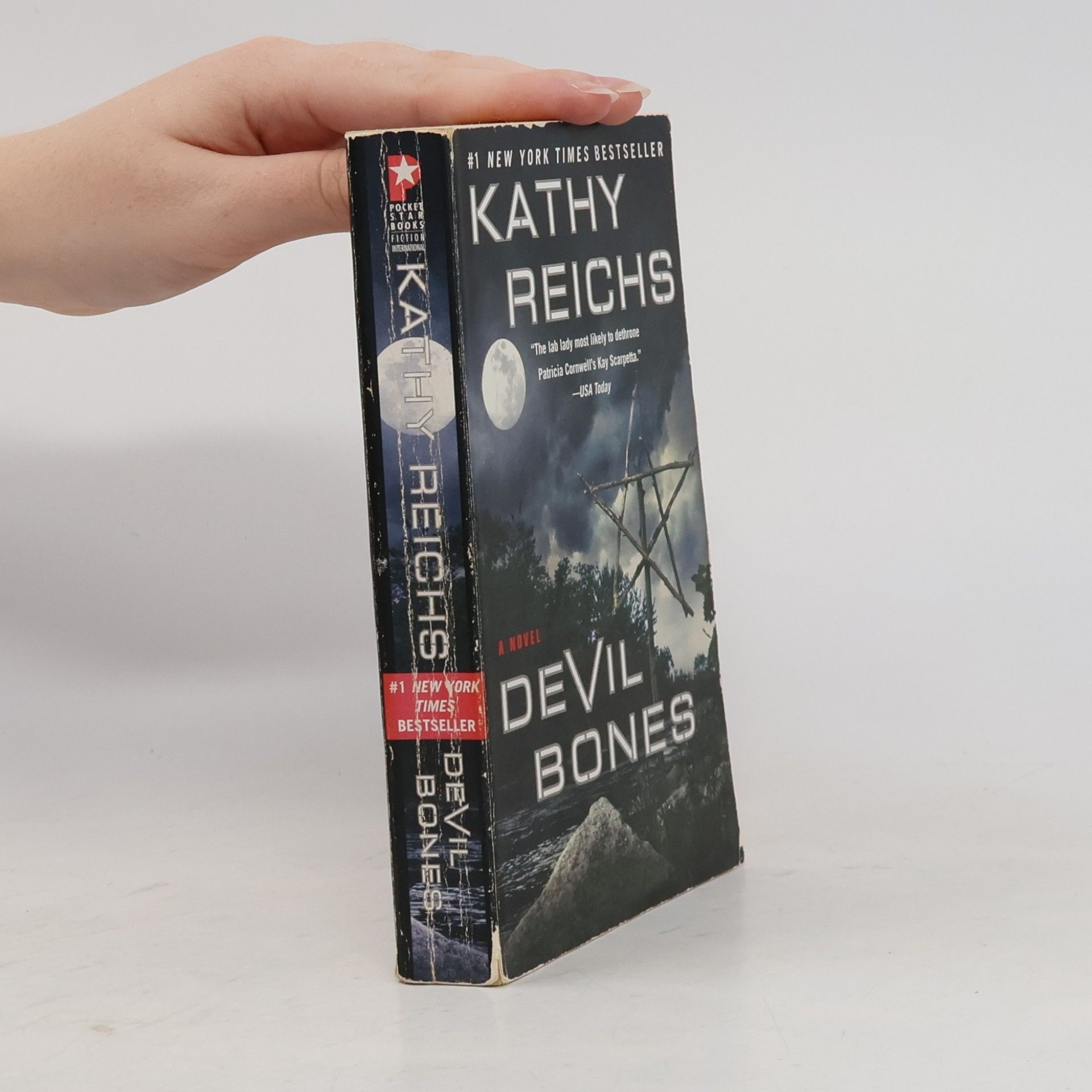 Kathy Reichsová Devil Bones